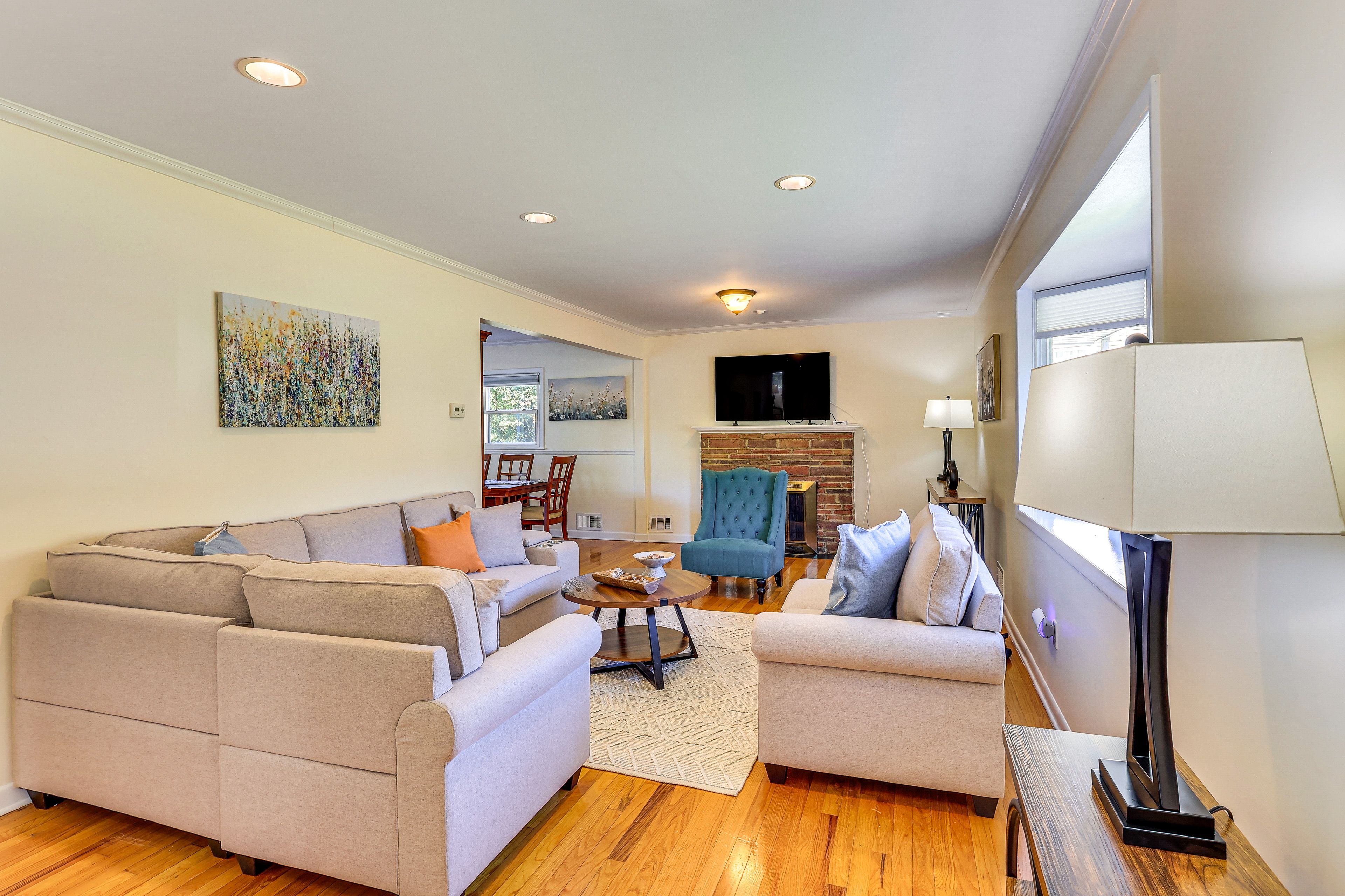 Fanwood Vacation Rental | 4BR | 2BA | 2,700 Sq Ft | Stairs Required