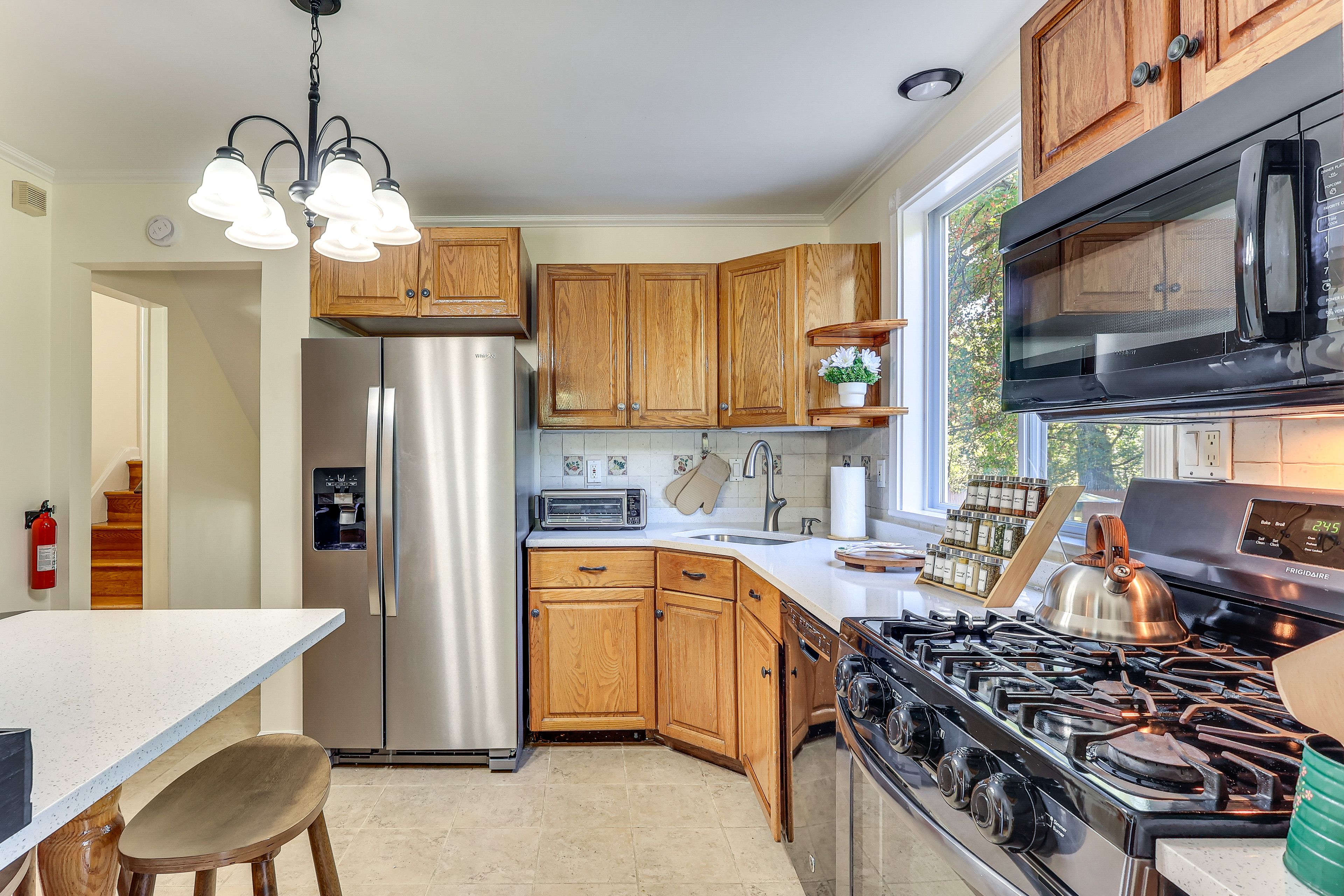 Kitchen | Keurig Coffee Maker | Toaster | Dishwasher | 2nd Level