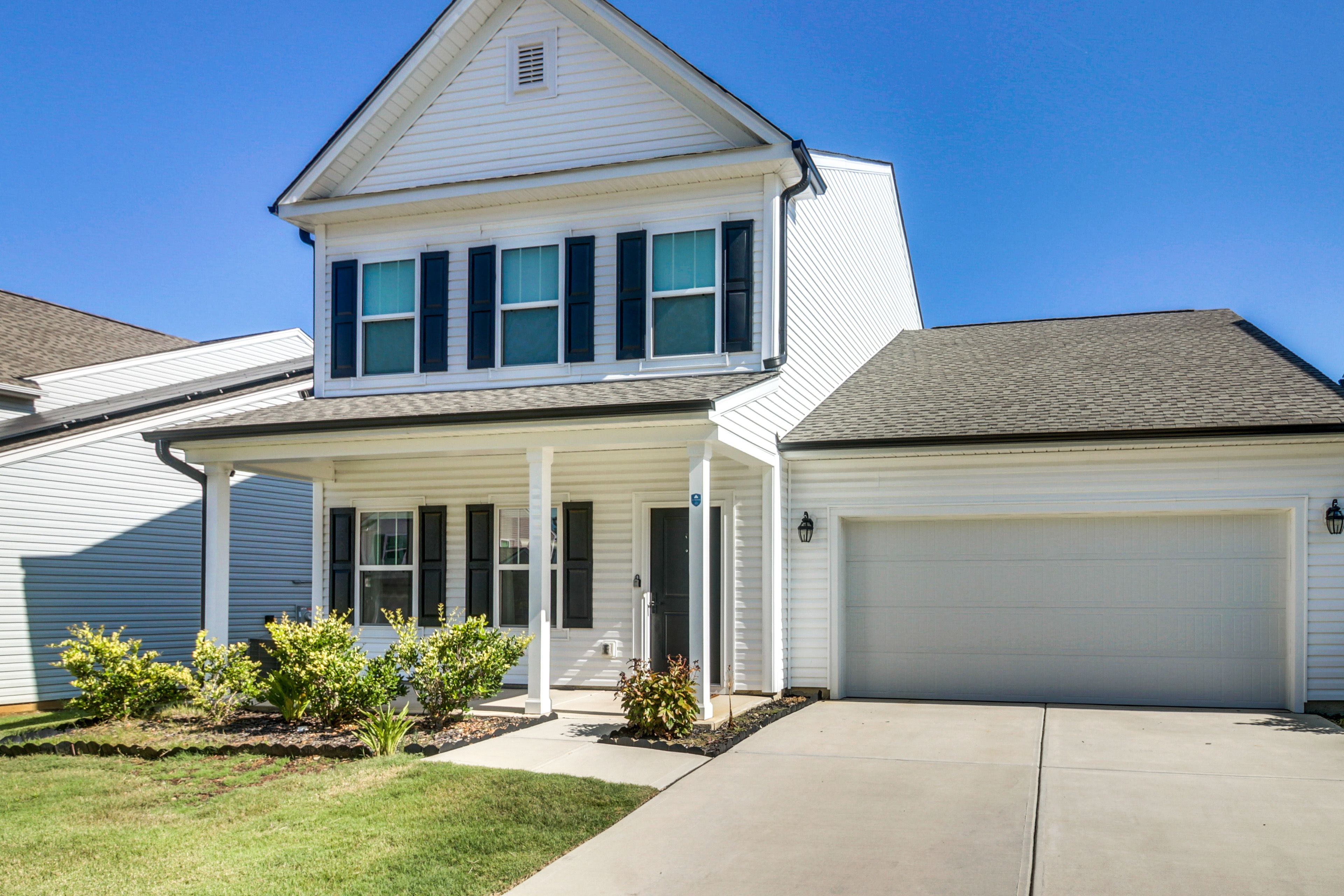 Exterior | 2-Story Home