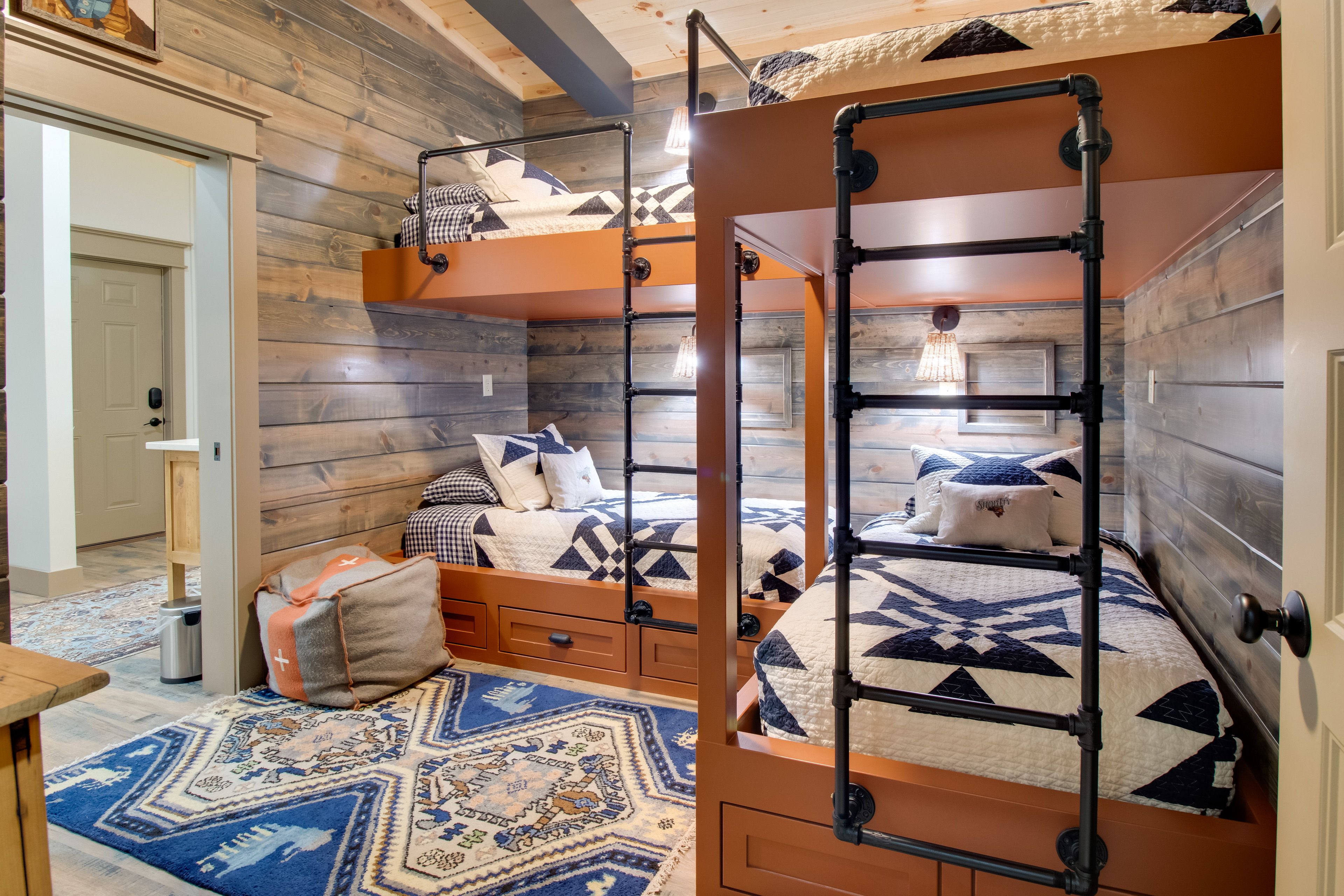 Bedroom 3 | 2 Twin Bunk Beds | Smart TV