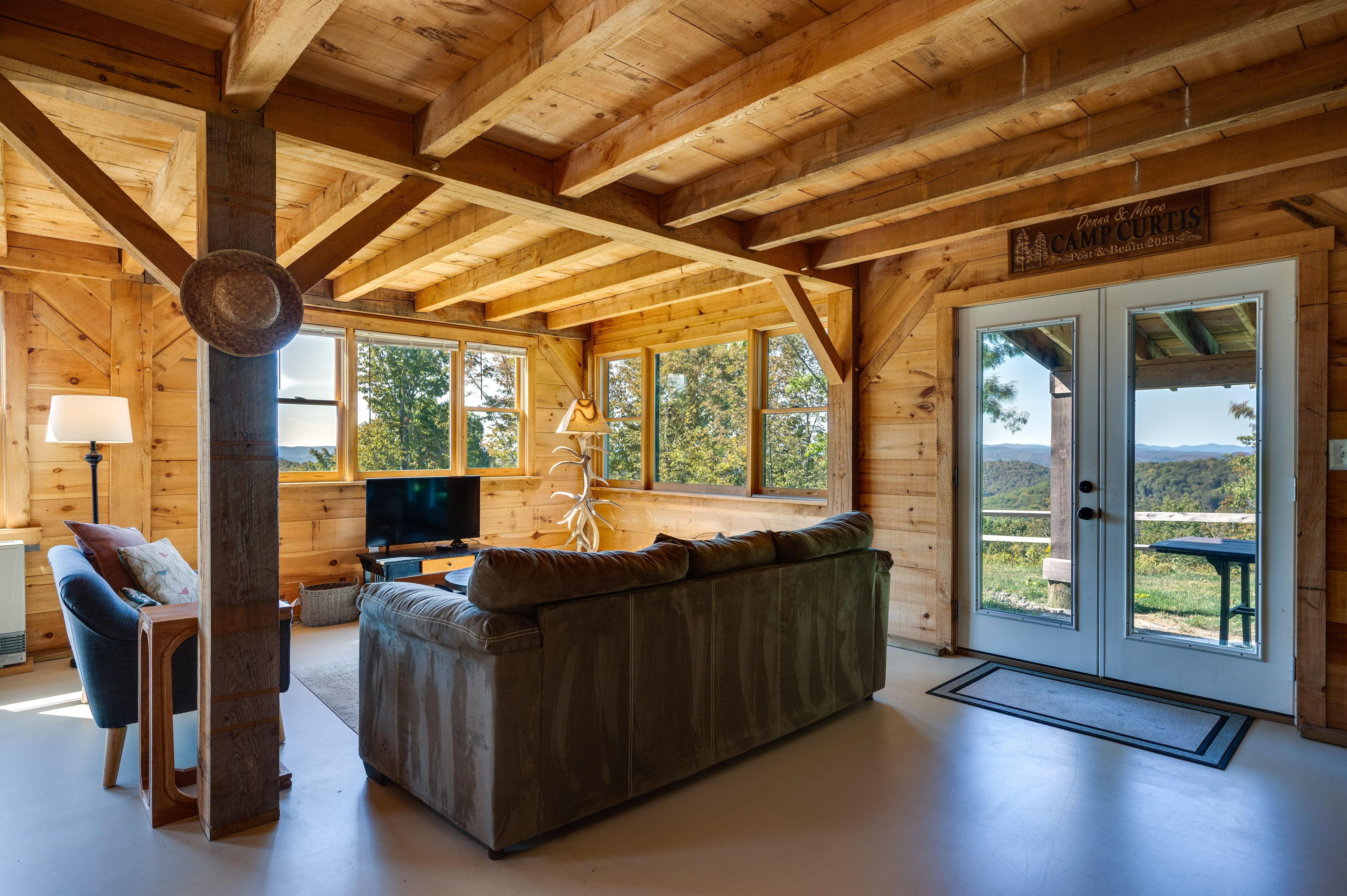 Living Room | 2-Story Cabin