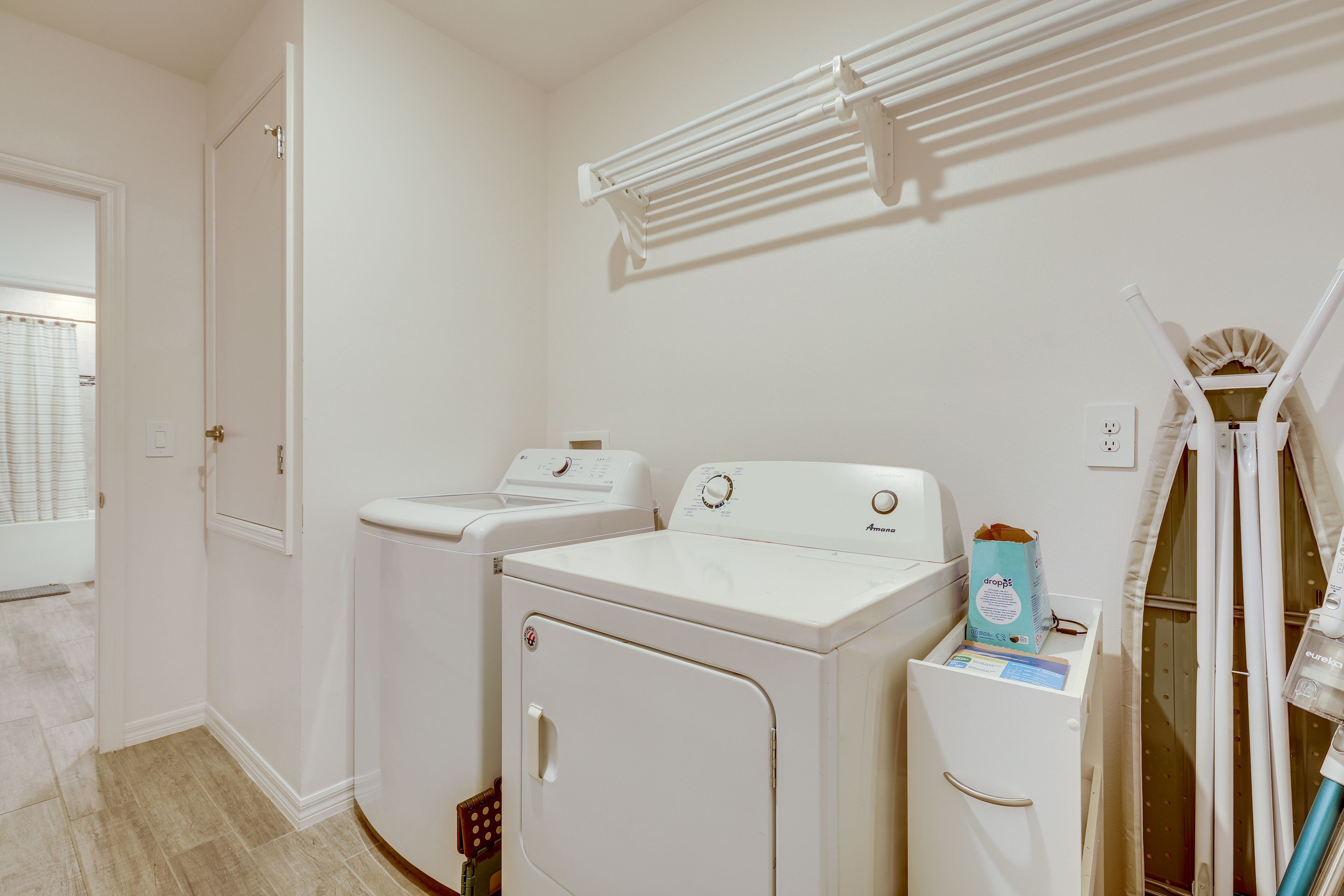 Laundry Area | Washer/Dryer