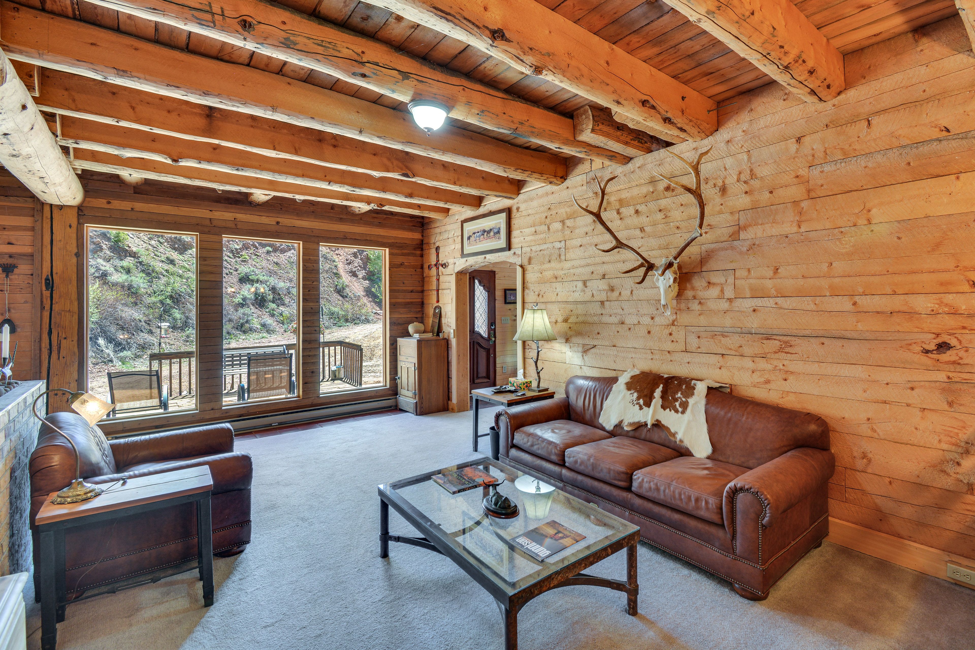Sitting Room | 1st Floor