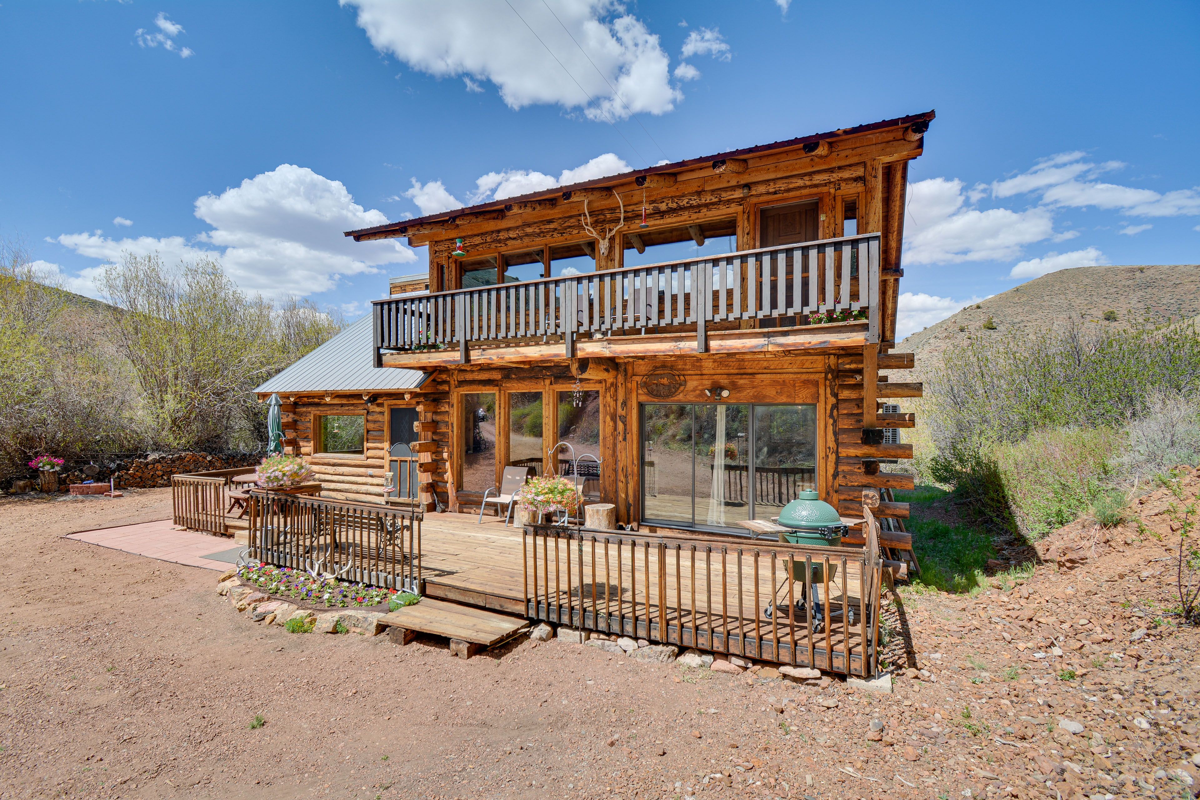 Gunnison Vacation Rental | 1BR | 2BA | 2,300 Sq Ft | 1 Step for Entry