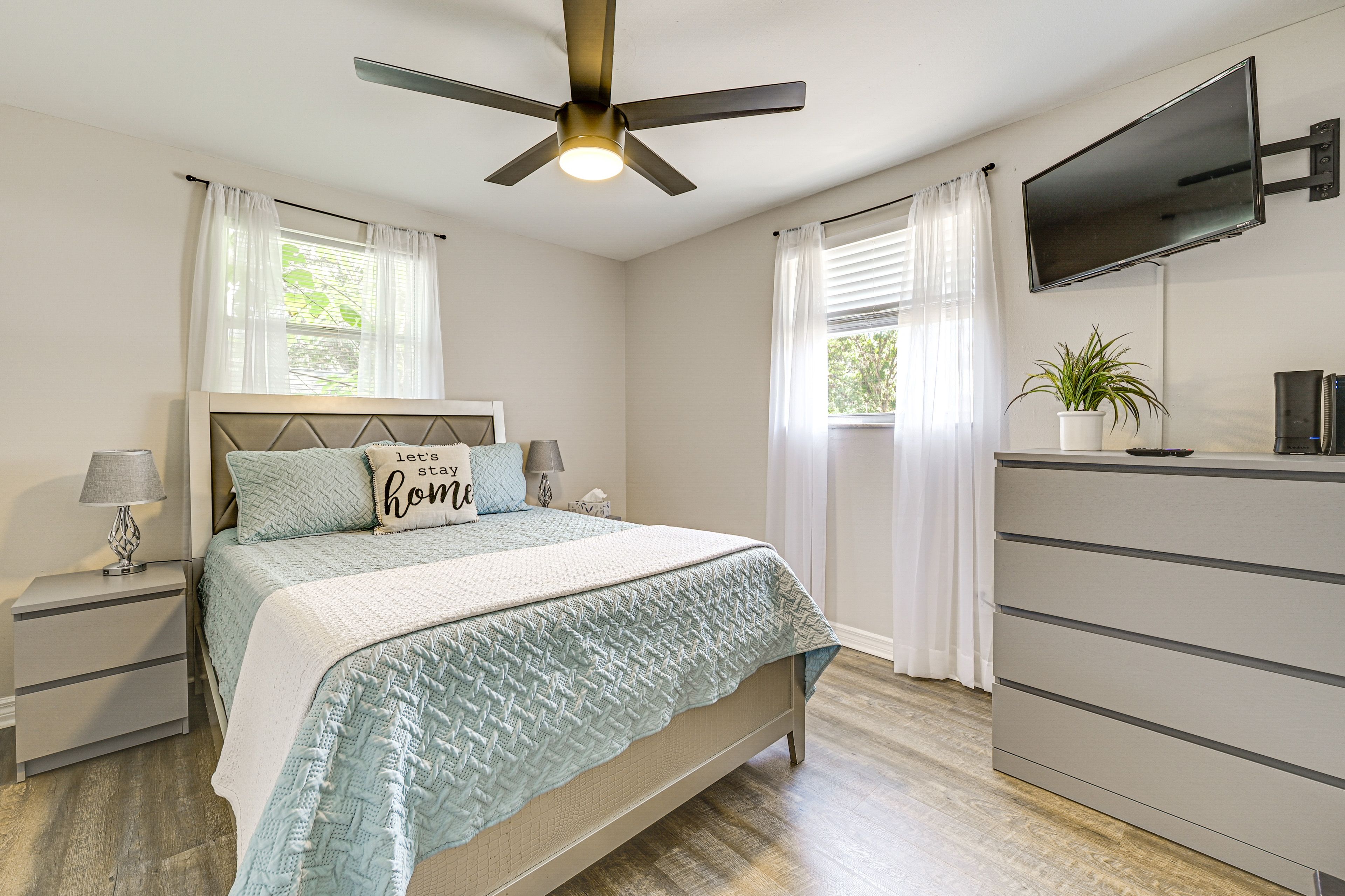 Bedroom 2 | Full Bed