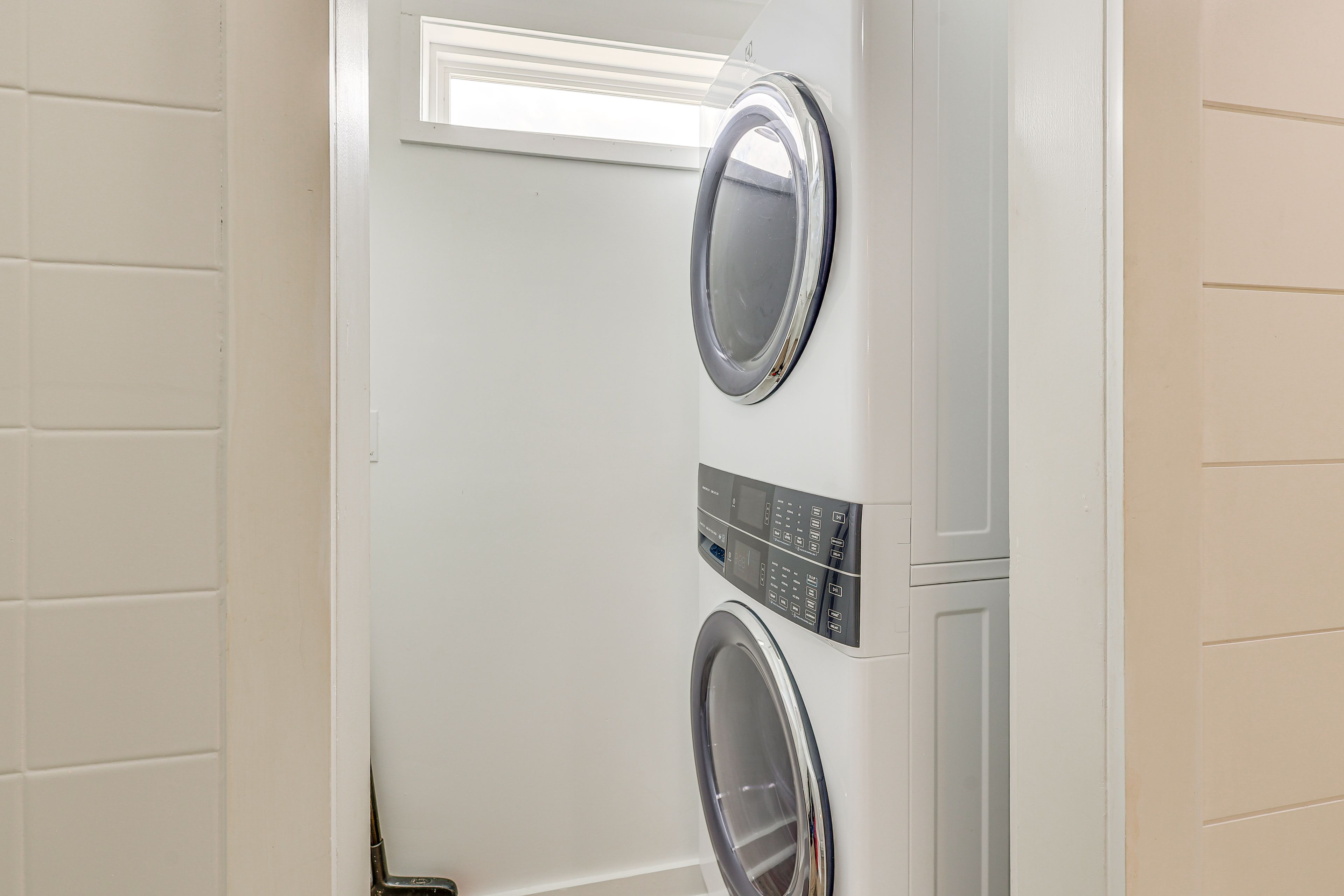 Washer/Dryer | Main Level