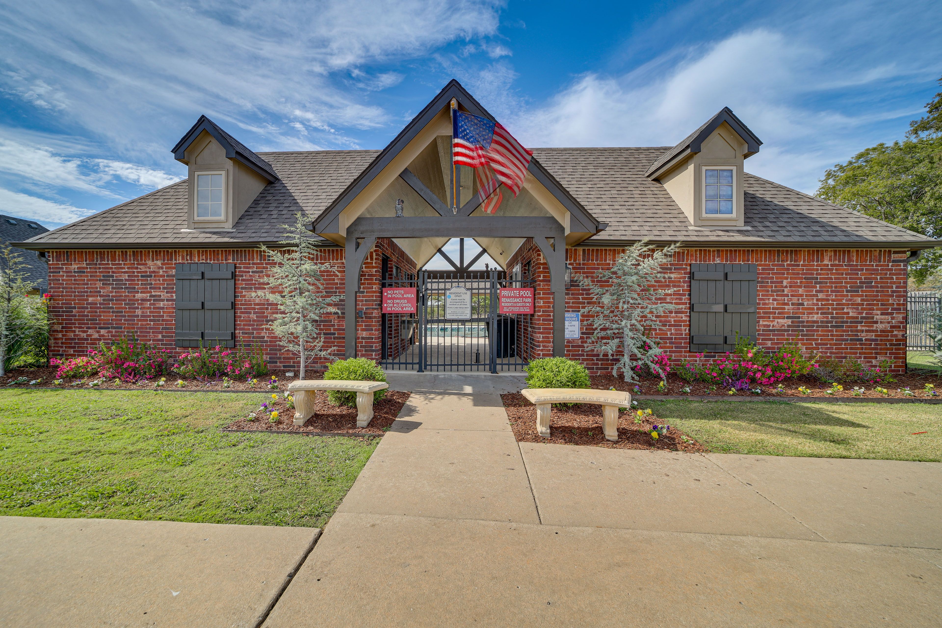 Seasonal Community Pool