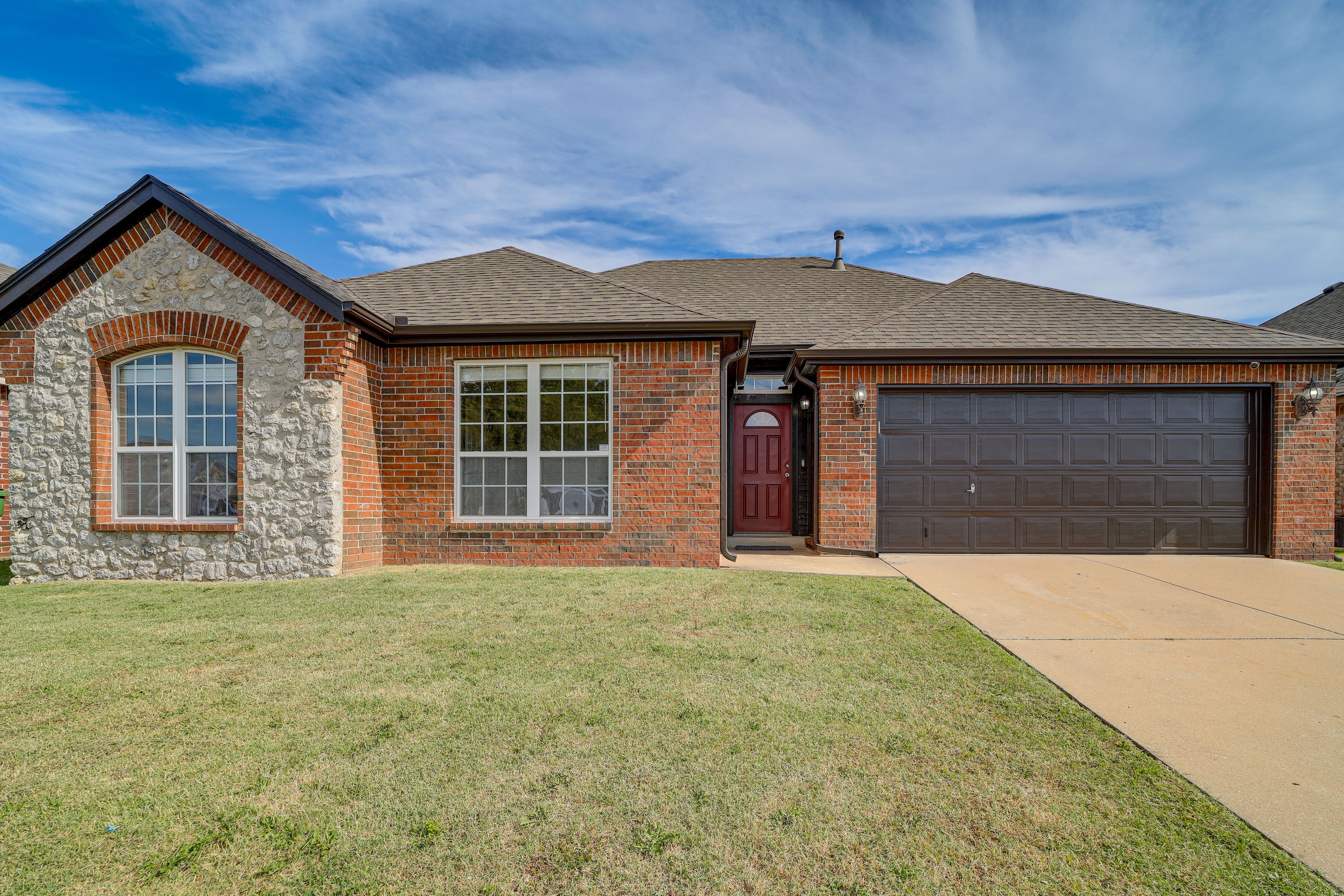 Broken Arrow Vacation Rental | 3BR | 2BA | 1,547 Sq Ft | Step to Enter