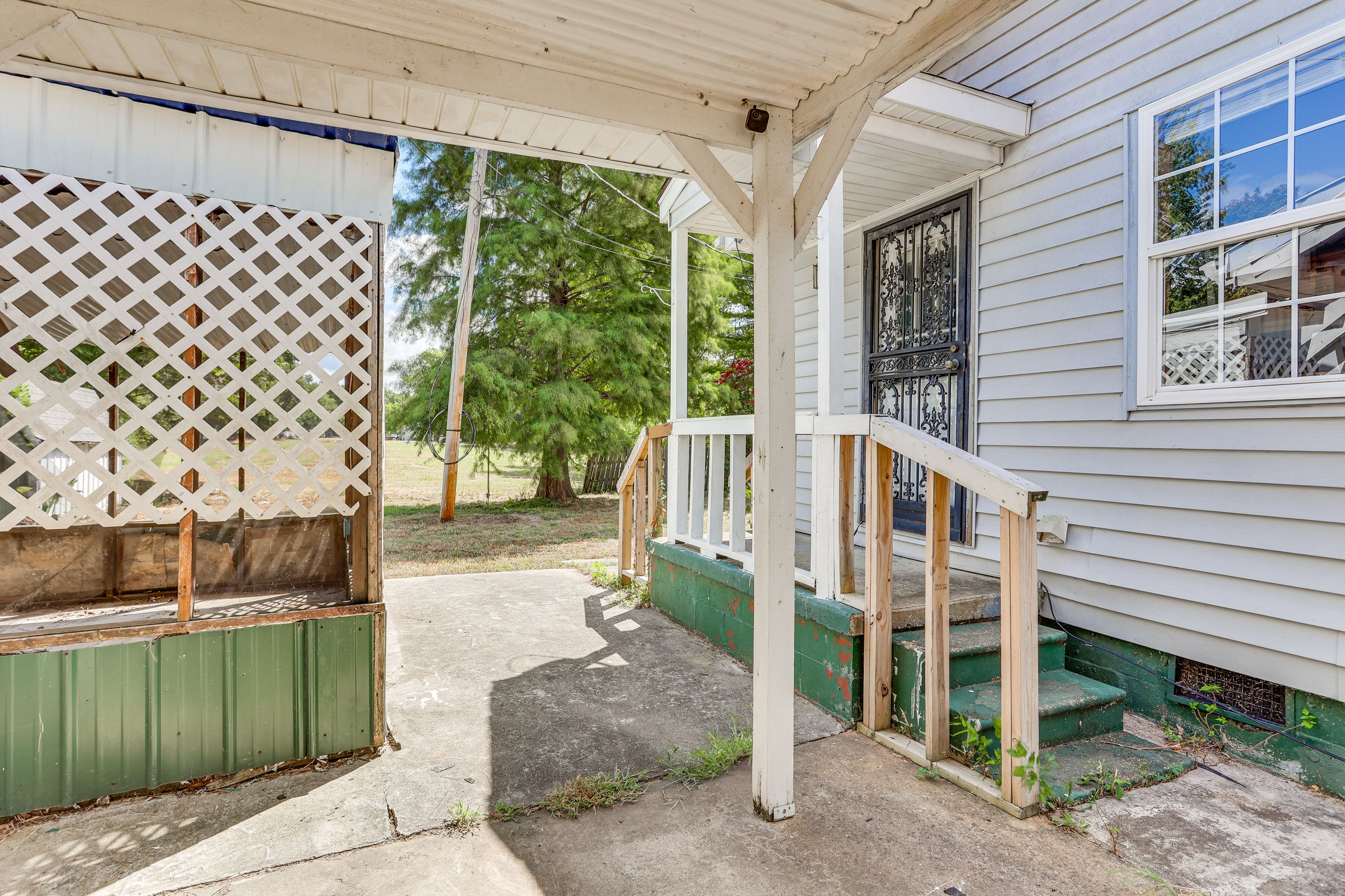 Side Entrance | Carport