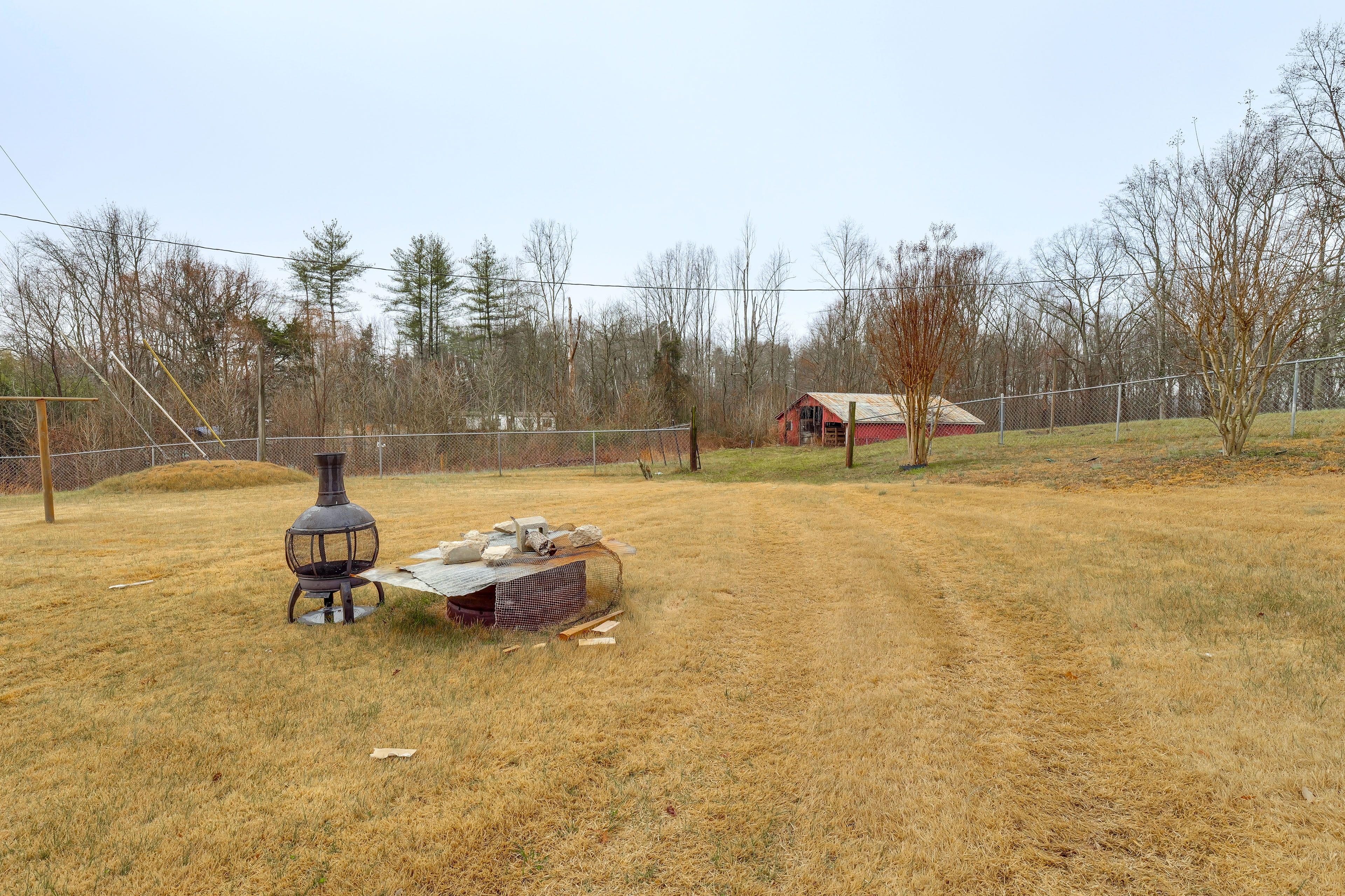 Spacious Yard