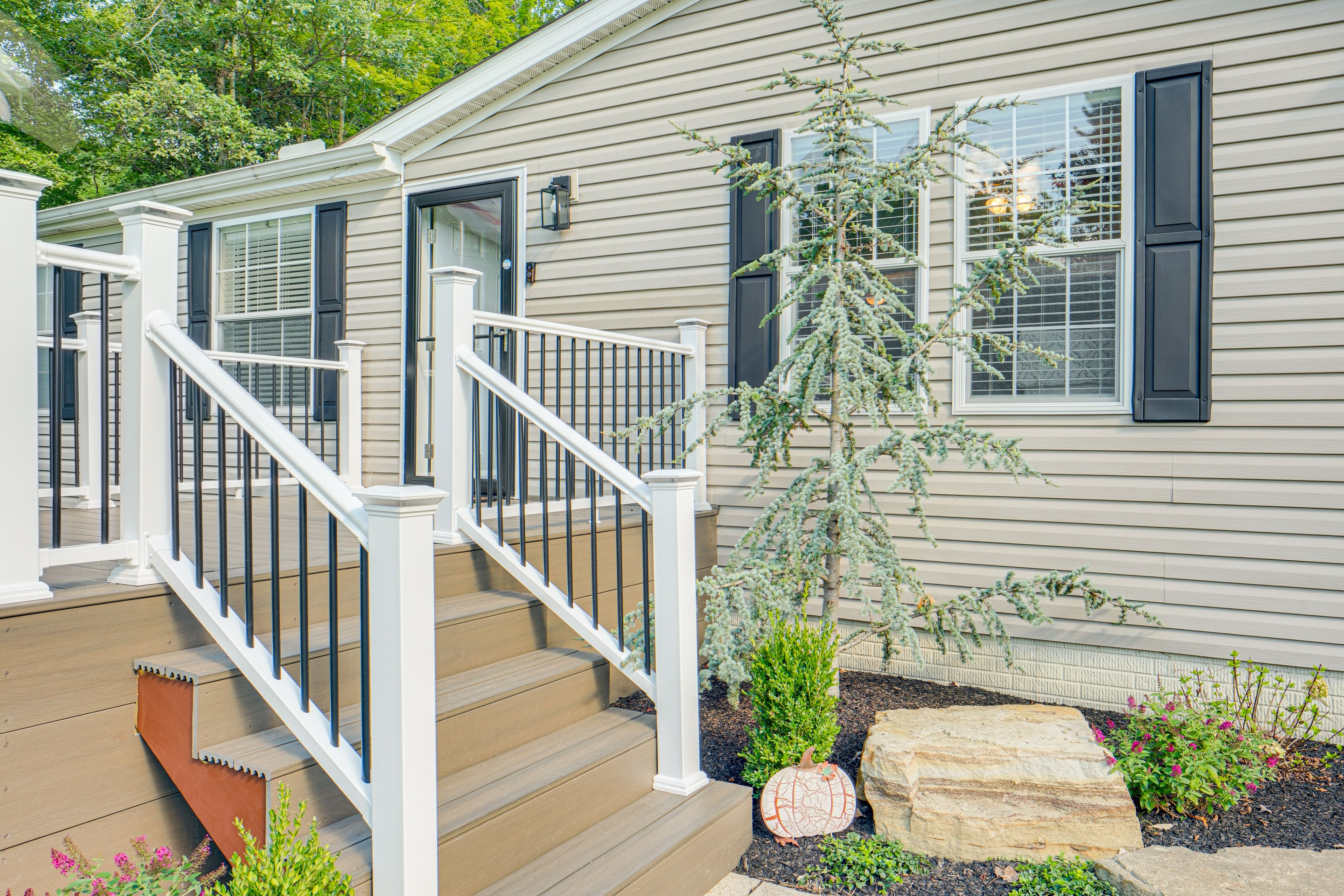 Front Porch | Home Entrance
