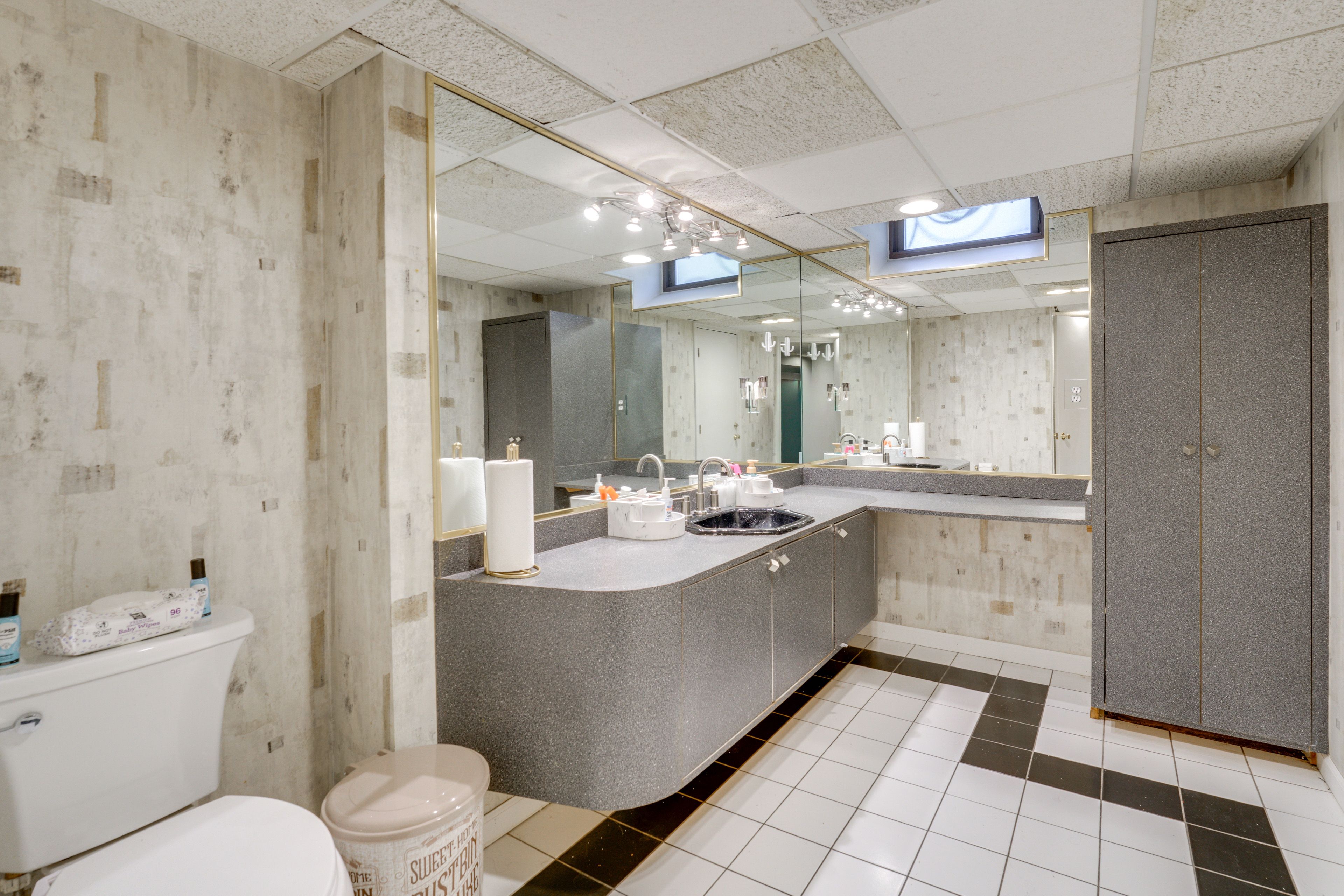 Full Bath | Lower Level