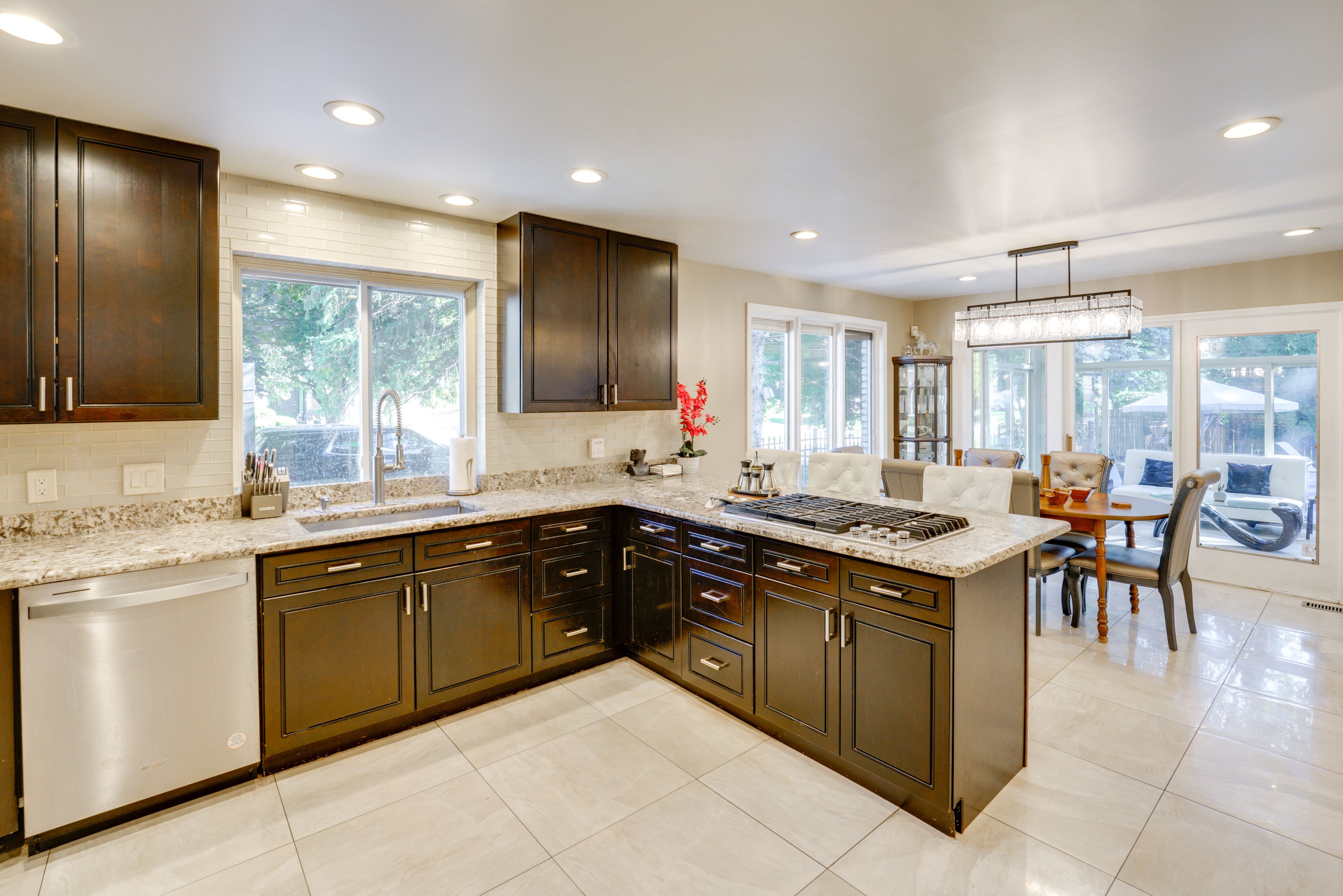 Kitchen | Cooking Basics | Main Level