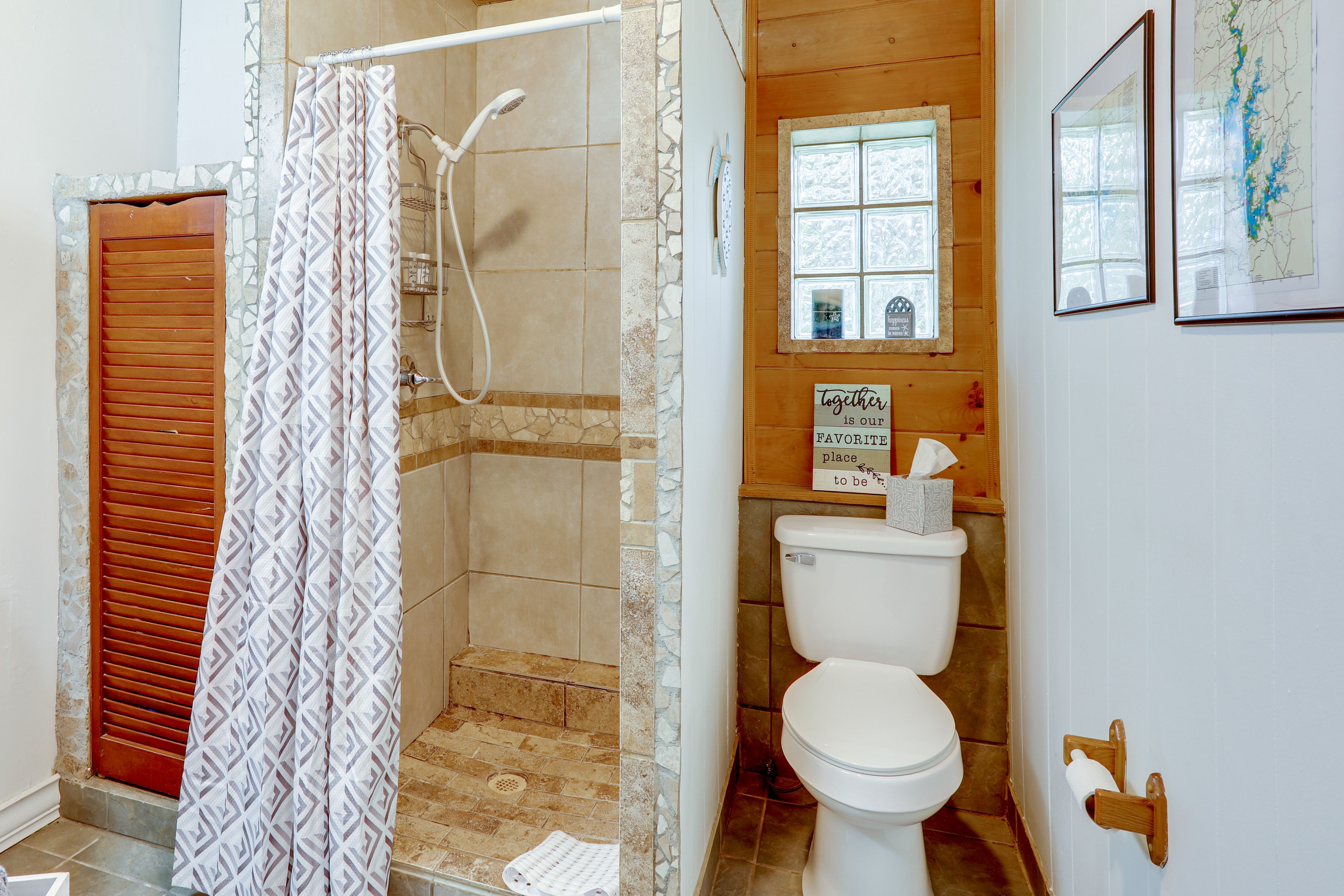Bathroom | Towels Provided