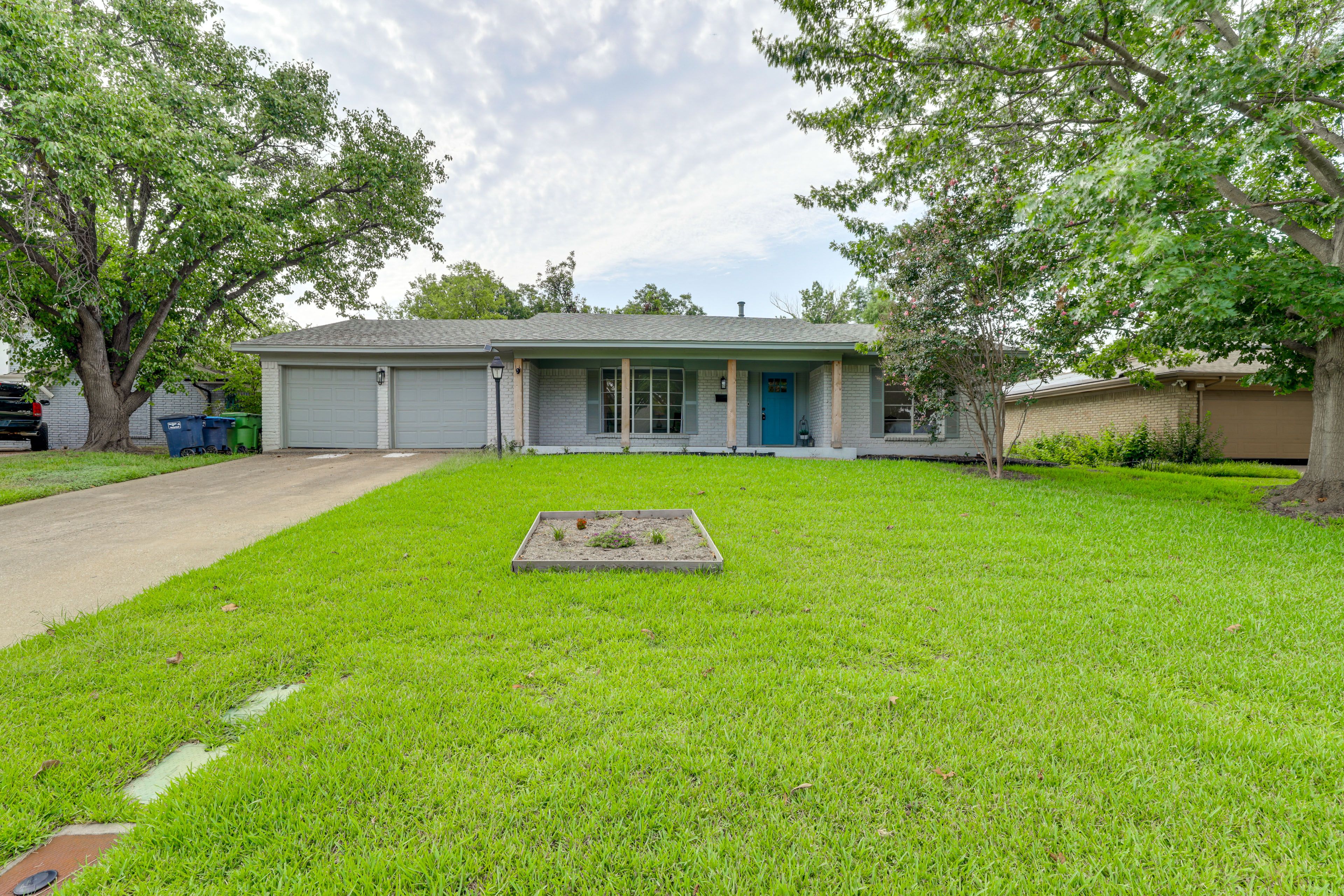 Property Exterior | Single-Story Home