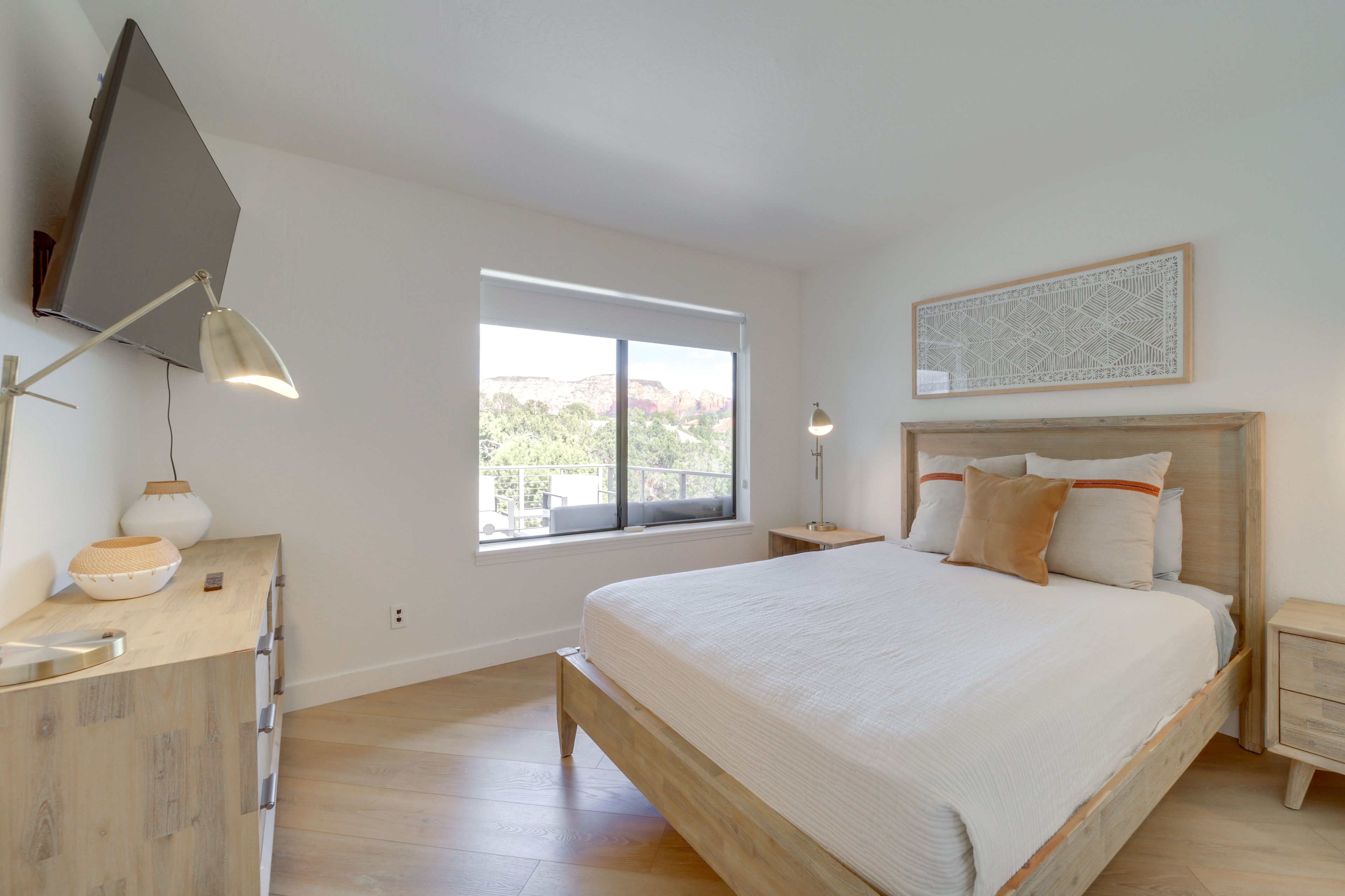 Bedroom 2 | Queen Bed | Linens Provided