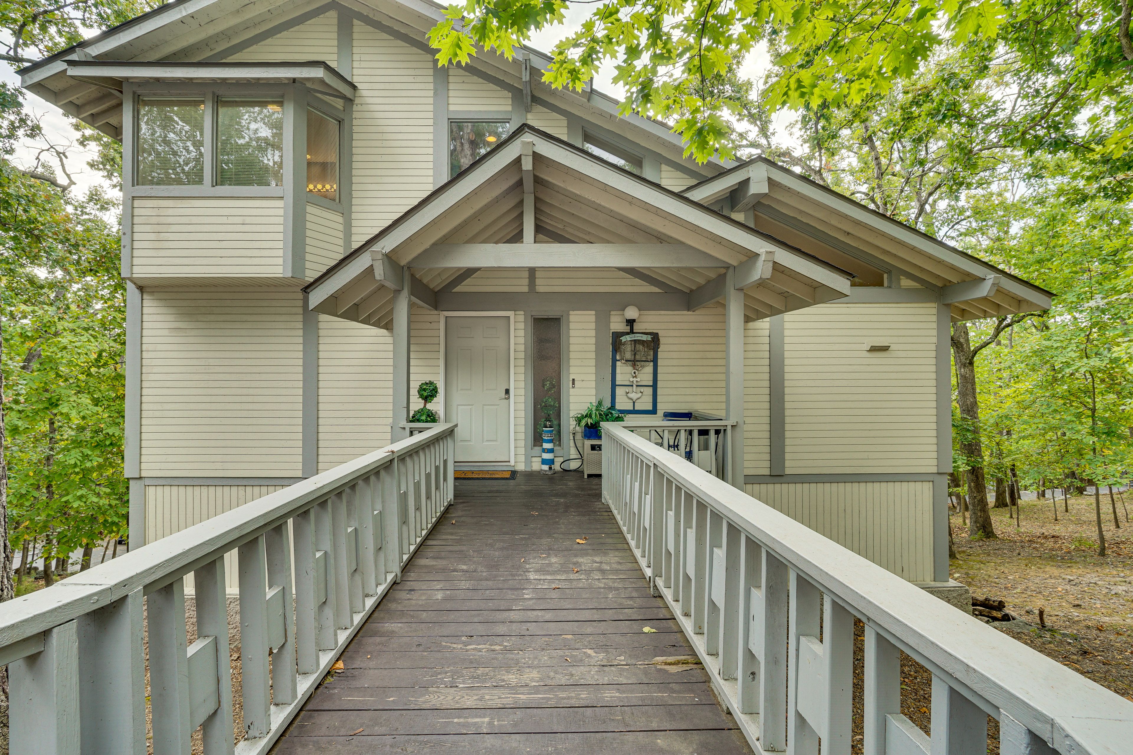 Property Exterior | Paved Parking Area (4 Vehicles) | No RV/Trailer Parking