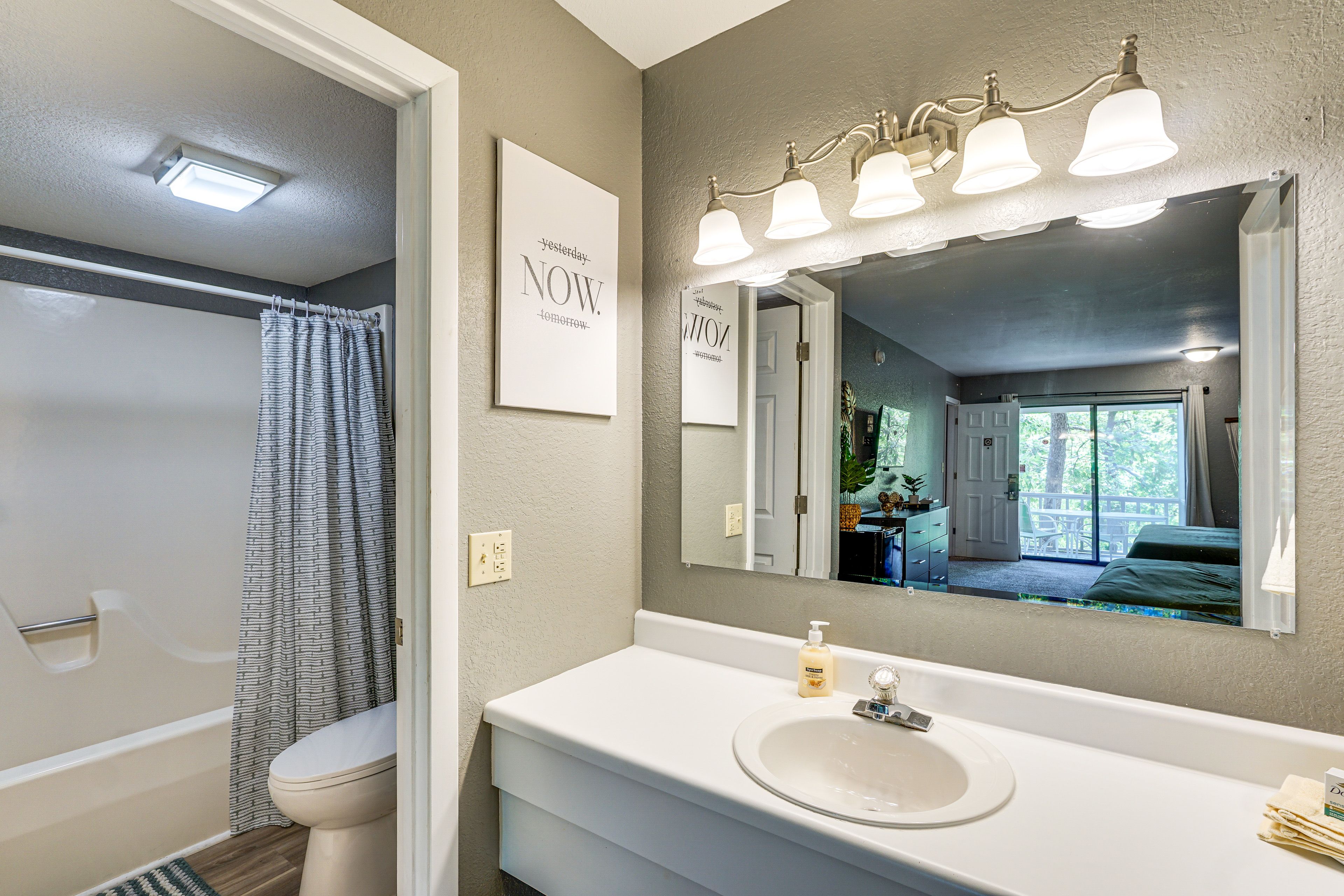 En-Suite Bathroom | Lower Level