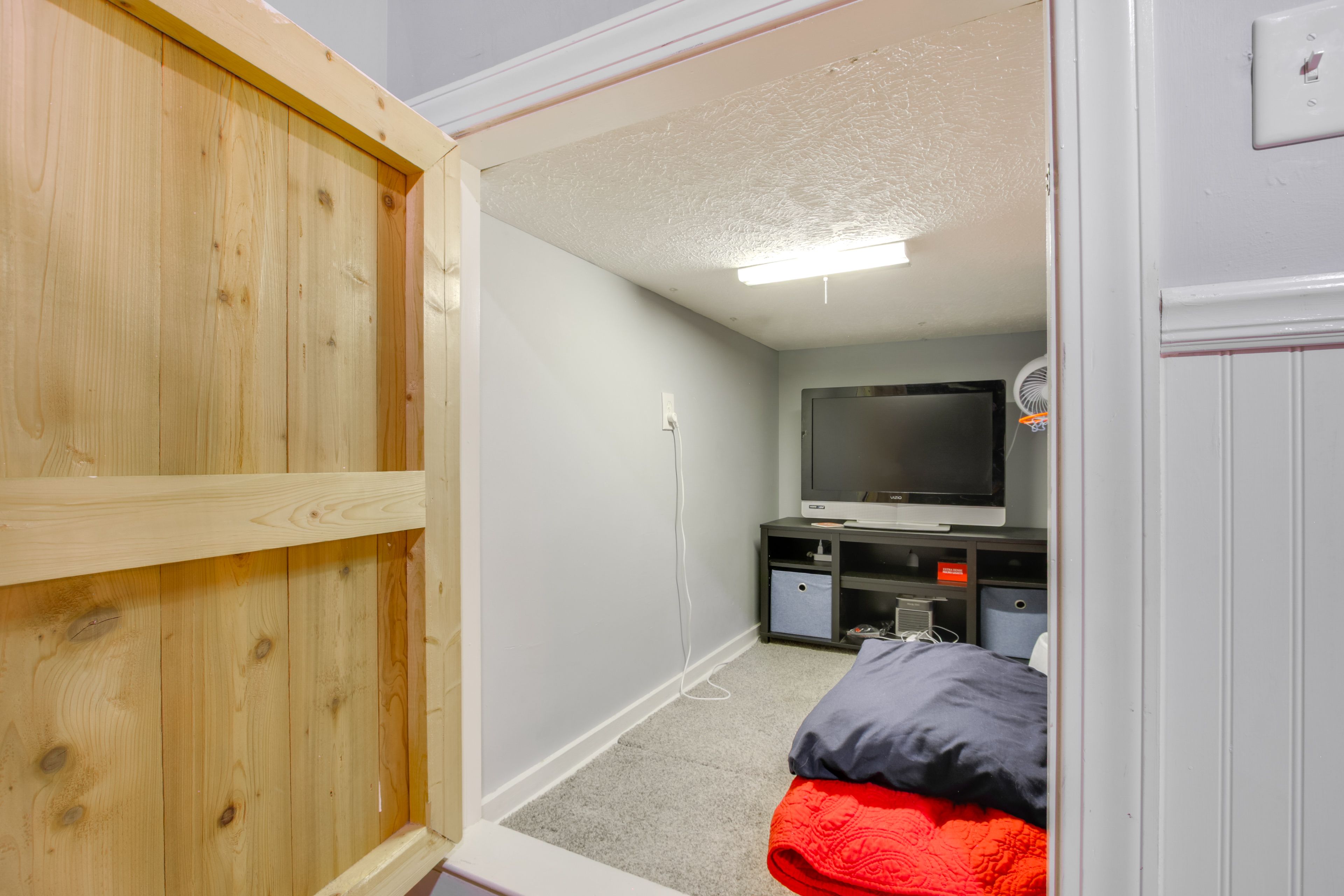 Kids' Nook | Basement