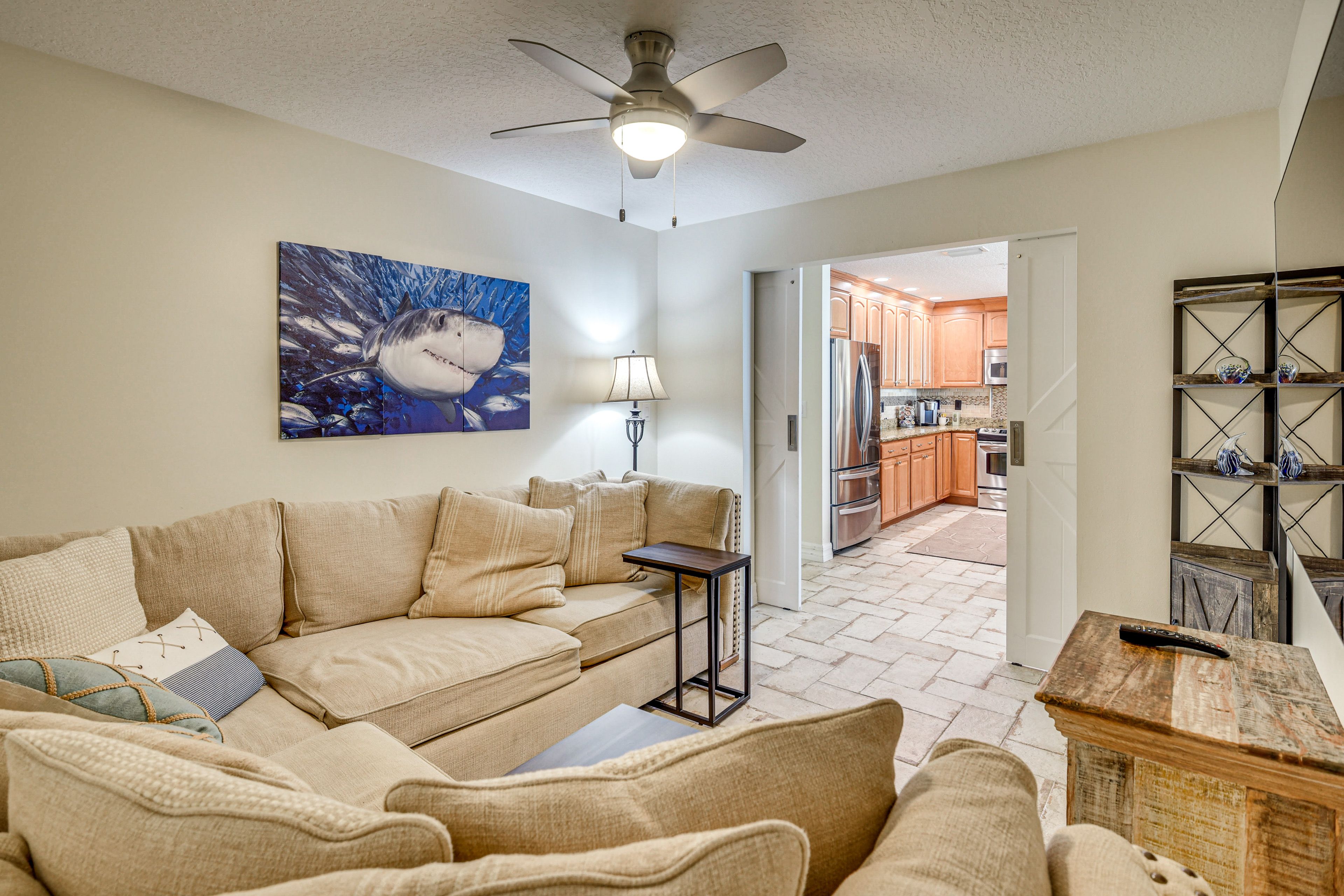 Additional Living Room