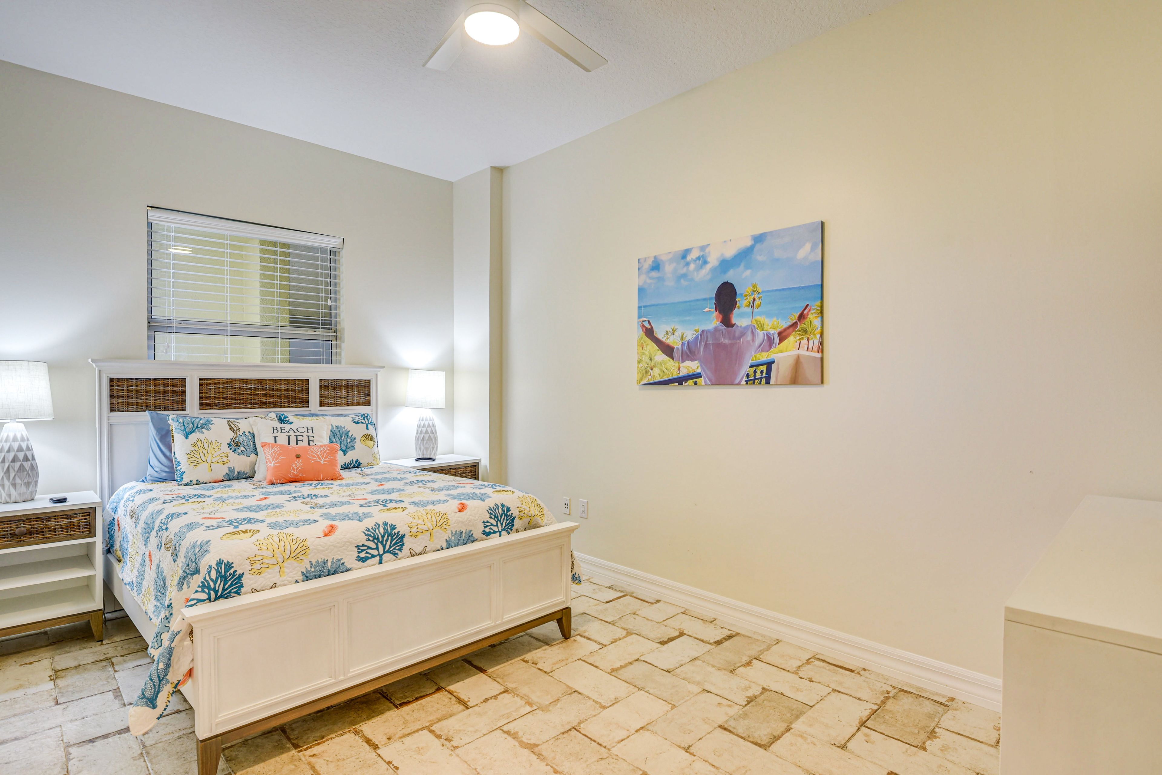 Bedroom 2 | King Bed