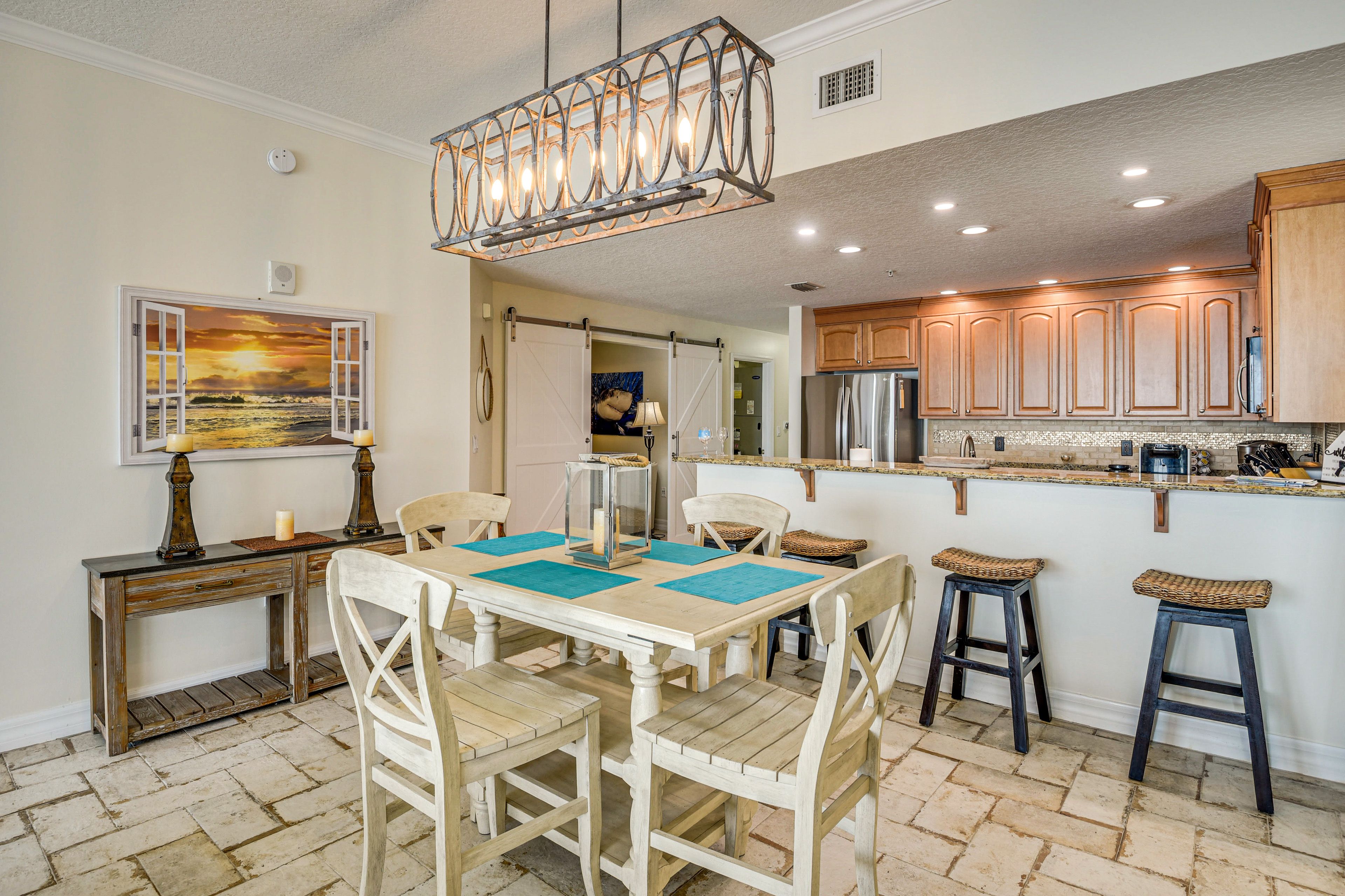 Dining Area | Dishware & Flatware