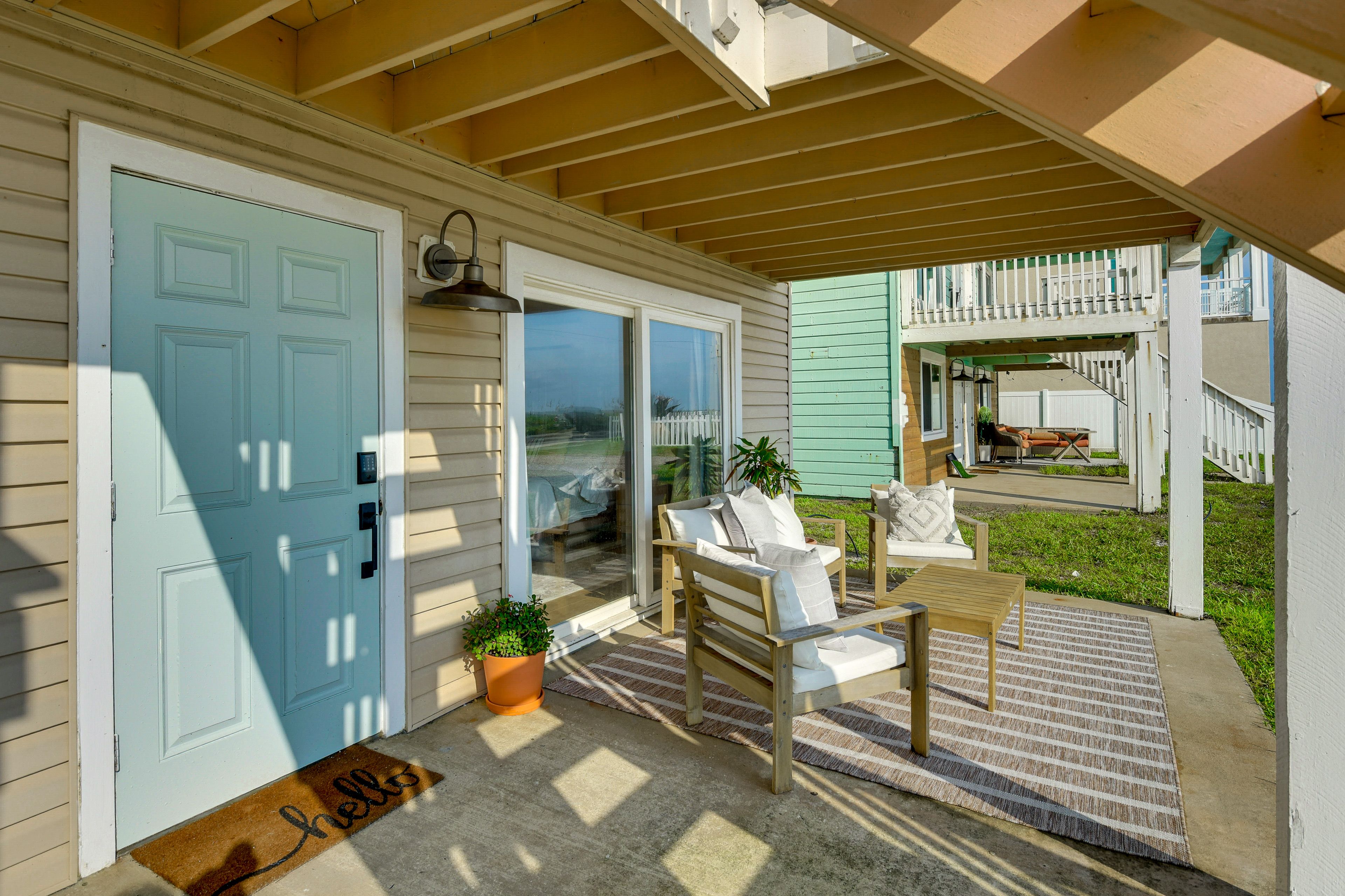 Covered Patio | Main Entrance