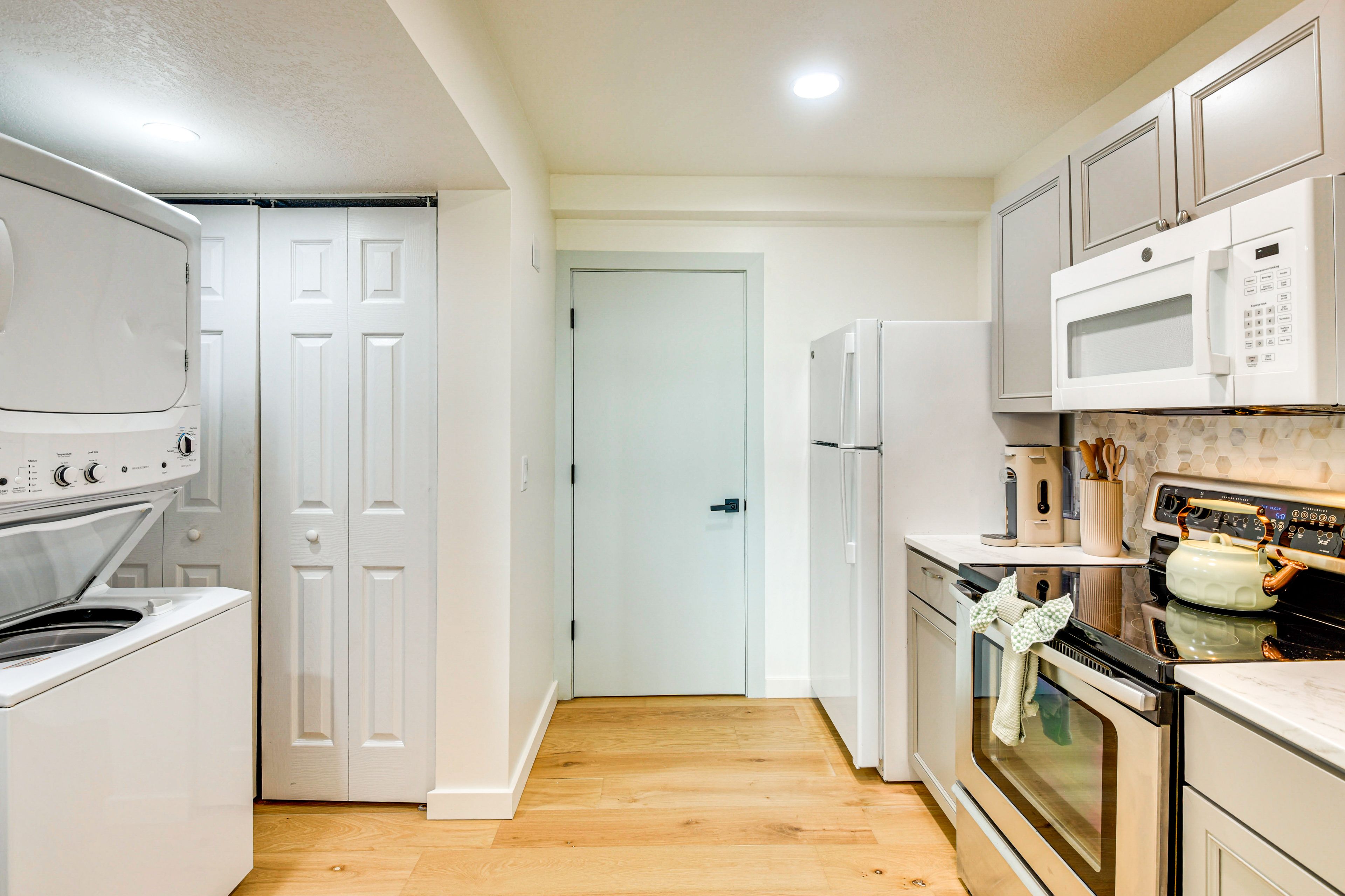 Kitchen | Ninja Coffee Maker | Toaster | Cooking Basics | Washer & Dryer