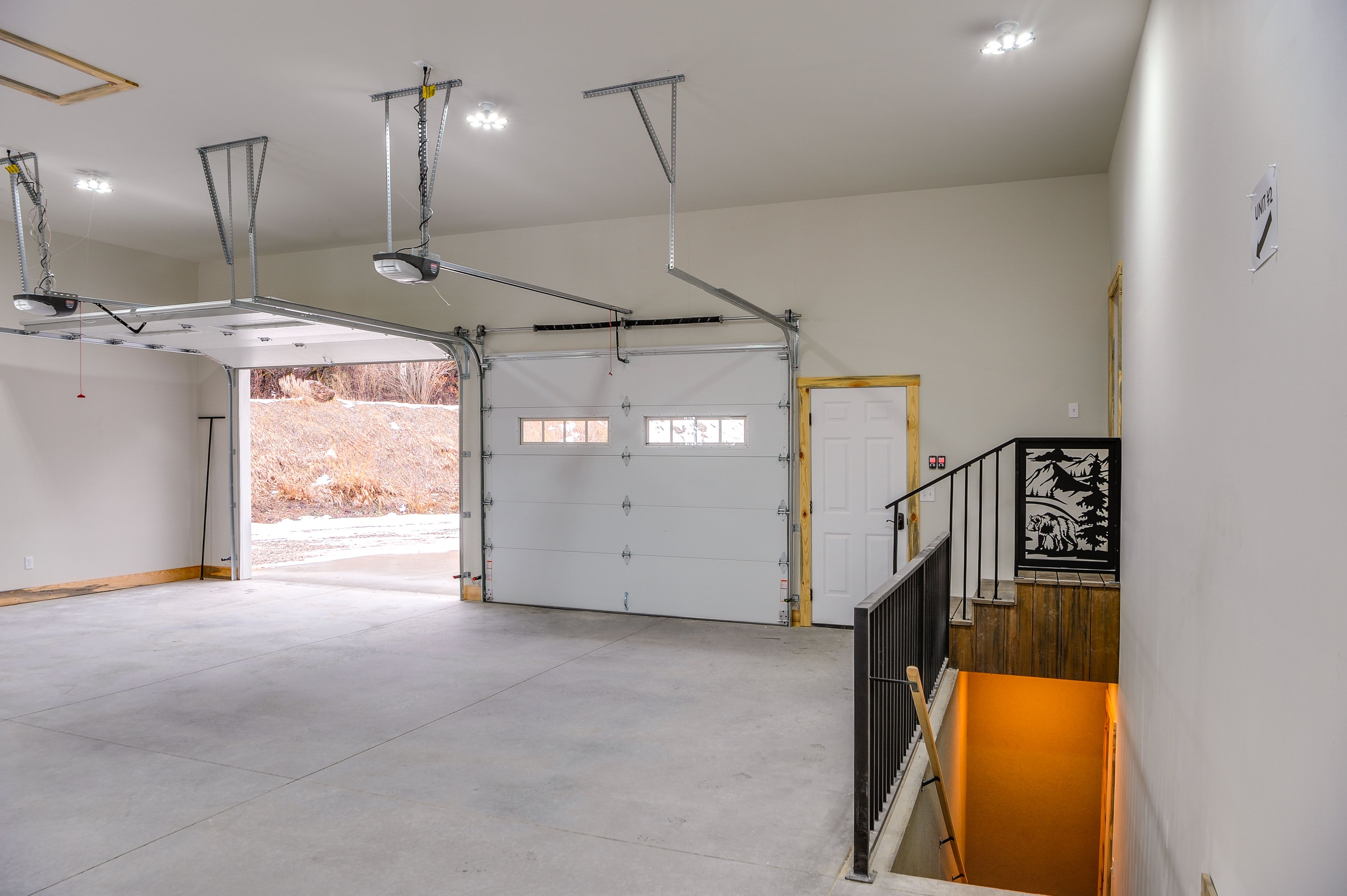 Shared Garage Parking | 1 Vehicle