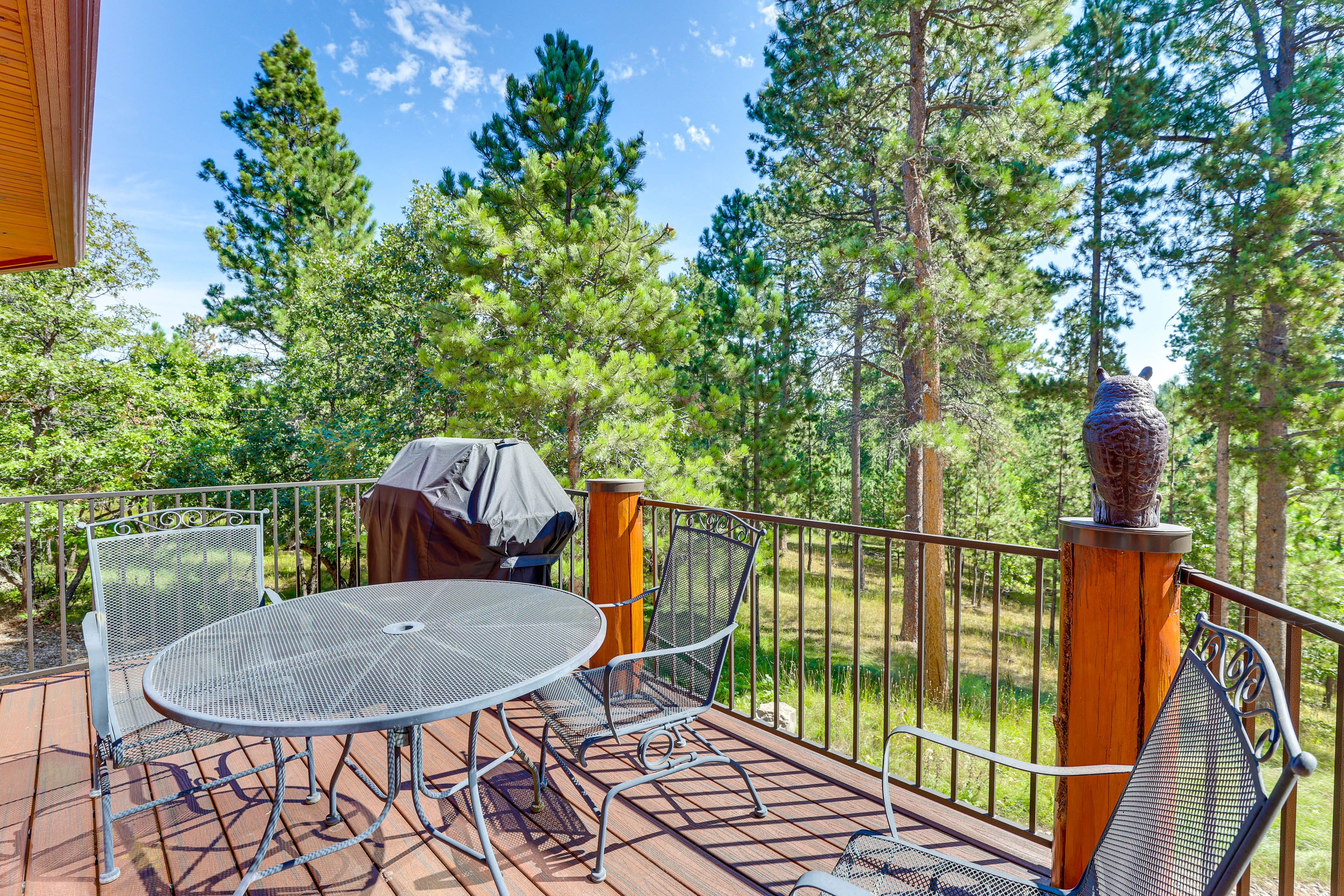 Cabin Exterior | 2 Decks | Dining Area | Gas Grill