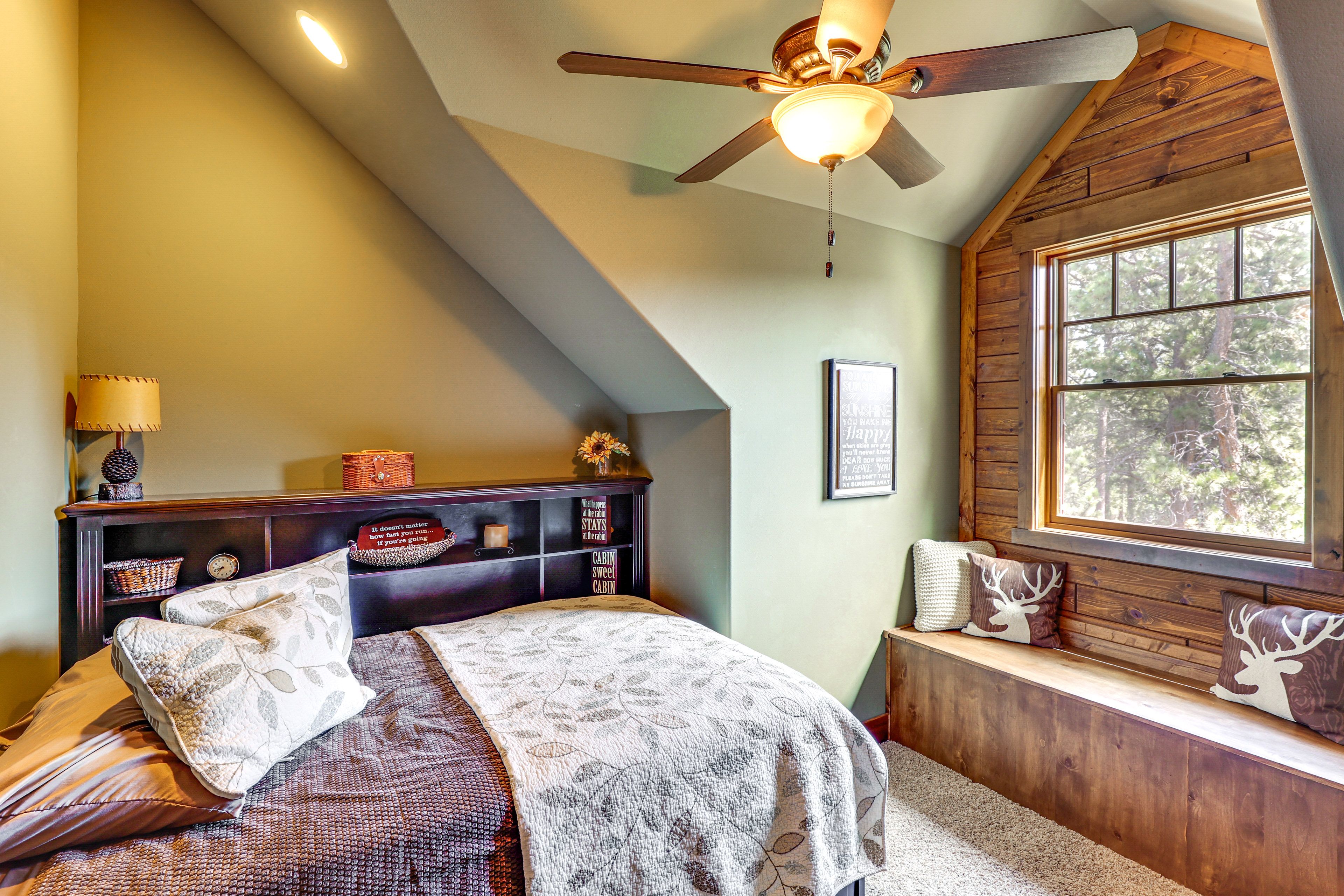 Bedroom 2 | Full Bed | 2nd Floor