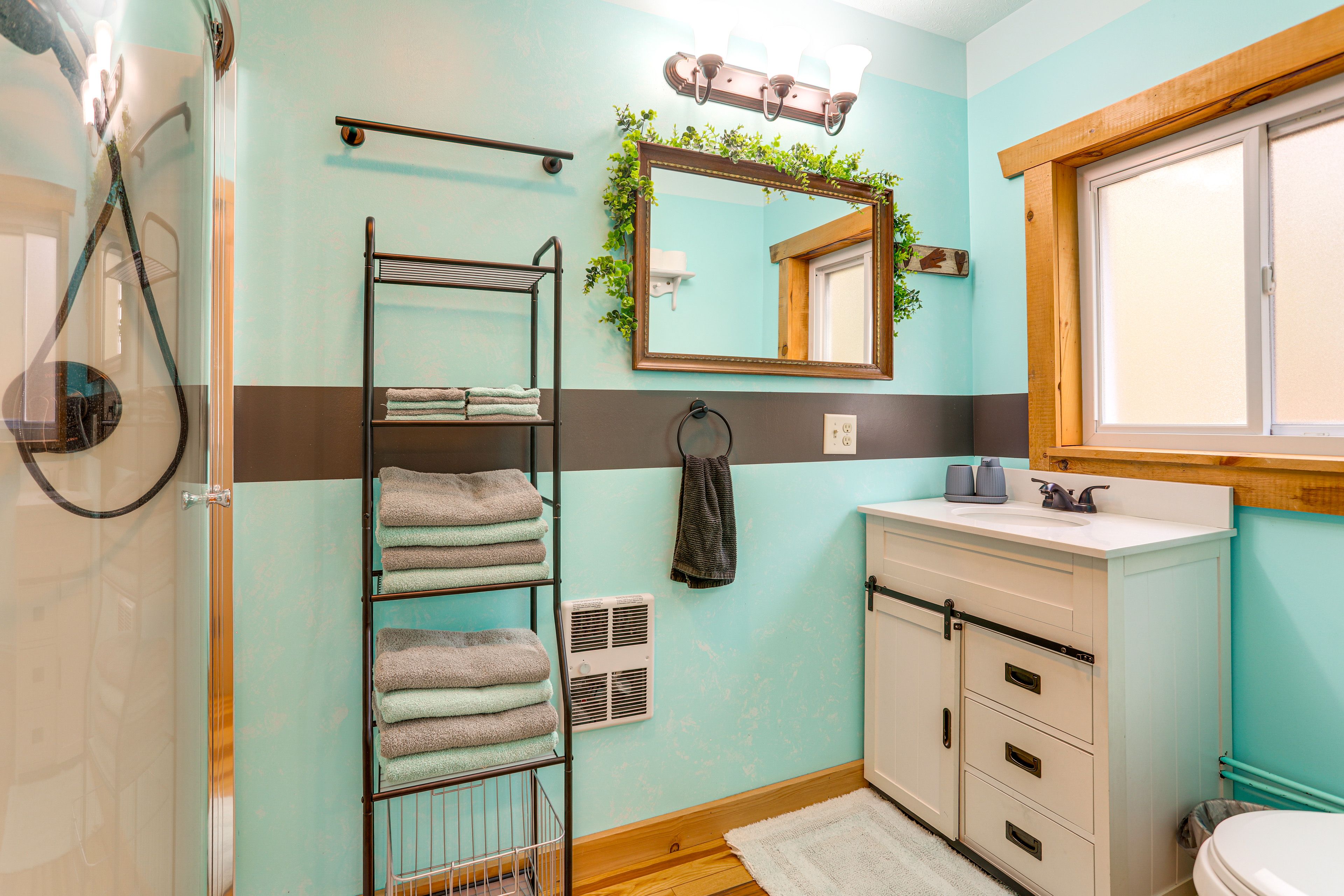 Full Bathroom | Washer & Dryer | 1st Floor