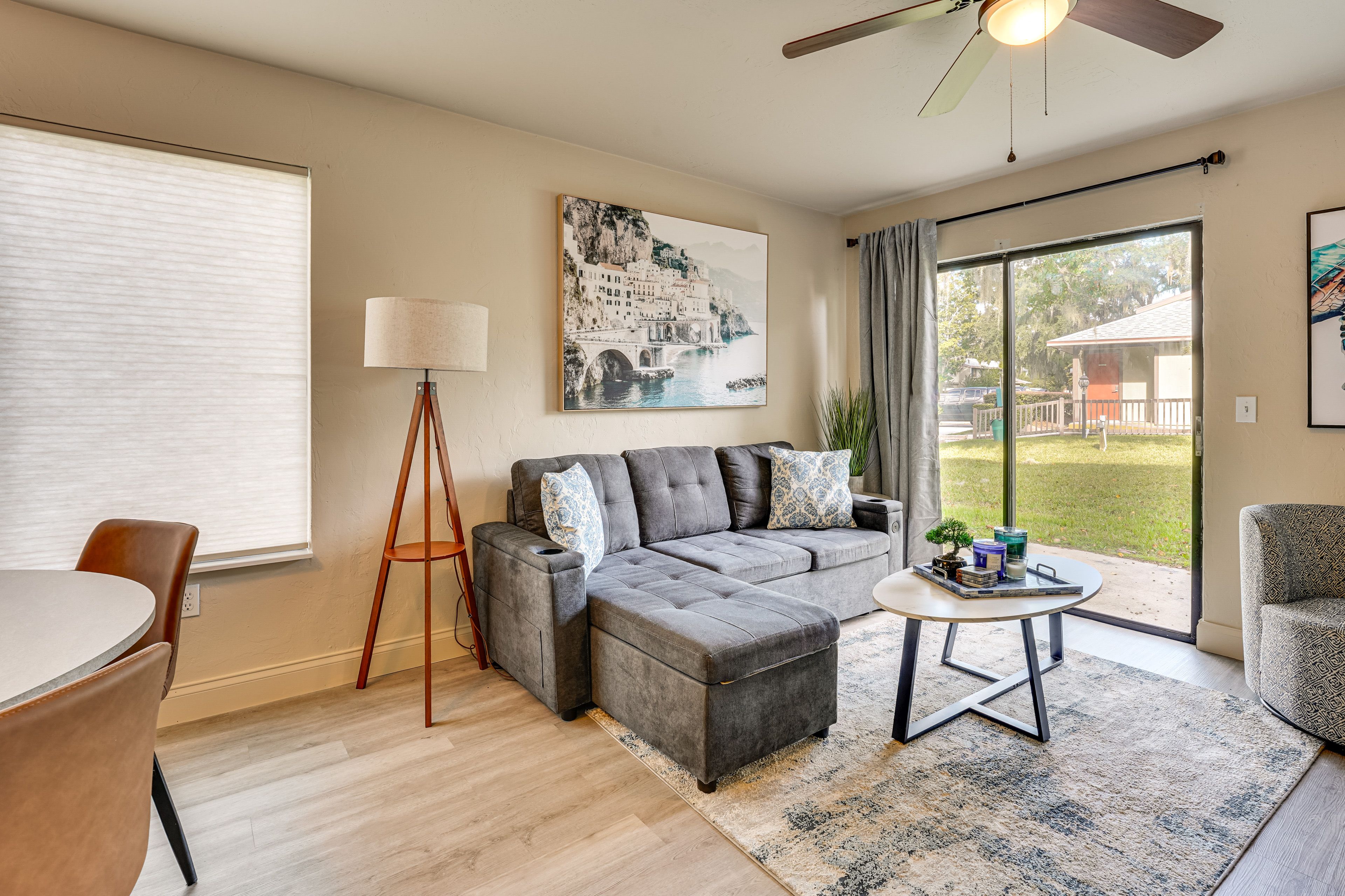 Living Room | 1st Floor | Full Sleeper Sofa | Free WiFi | Board Games
