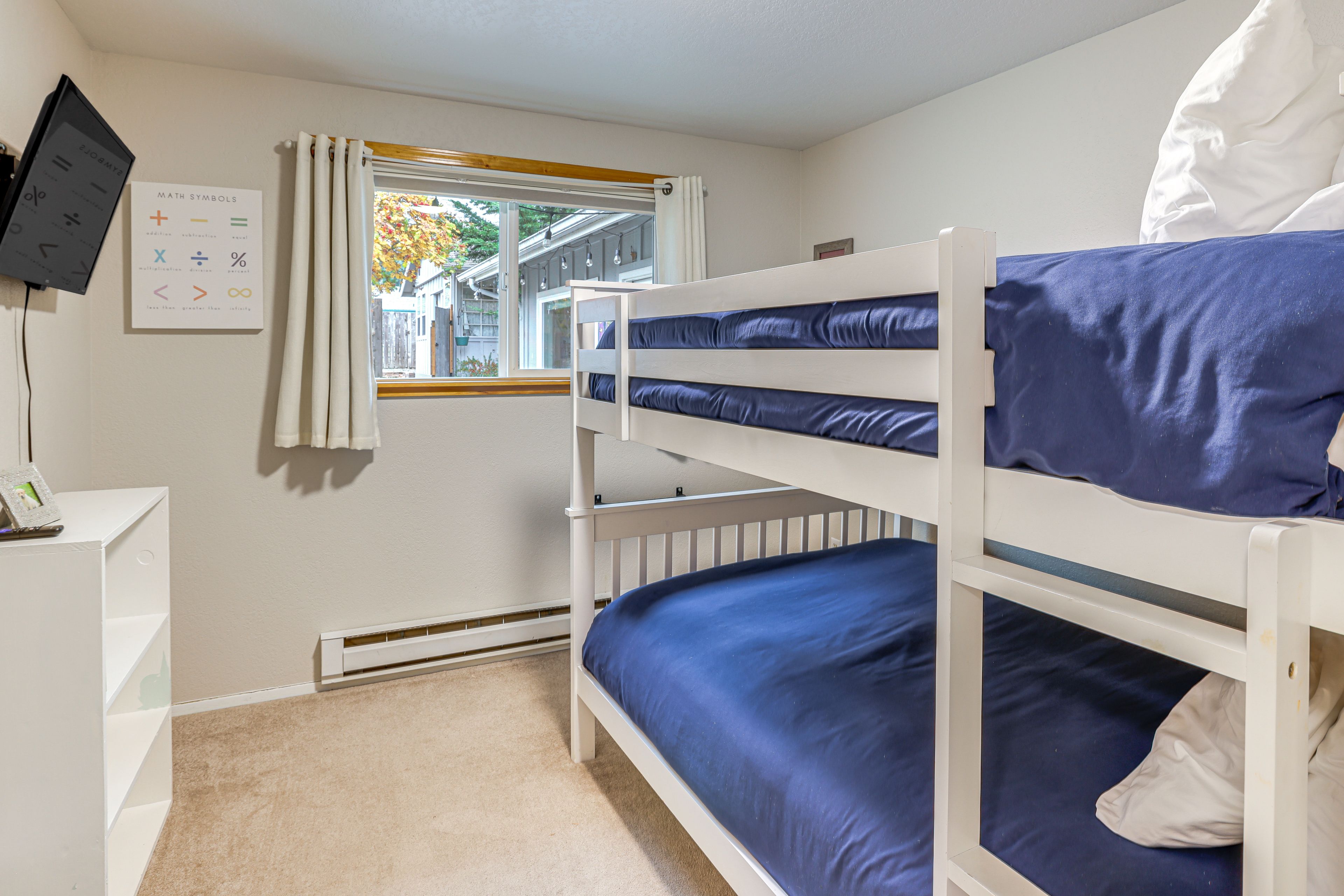 Bedroom 2 | Full Bunk Bed