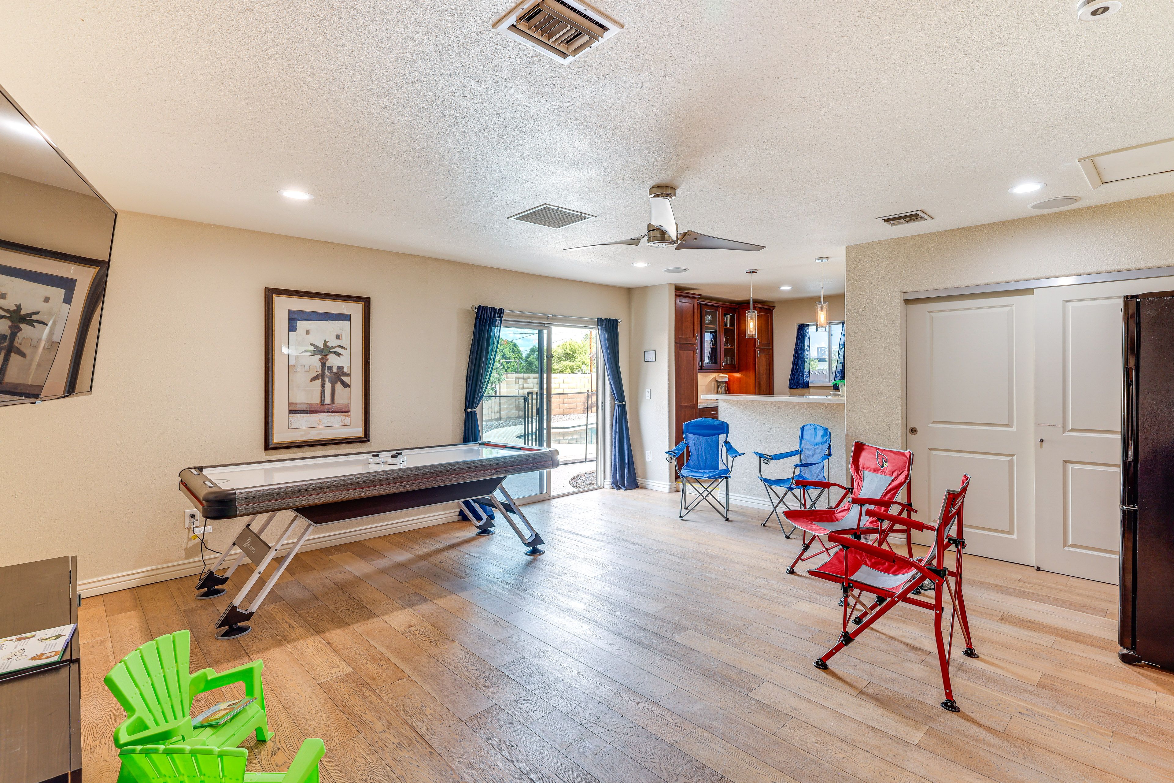 Game Room | Air Hockey Table | Seating Area