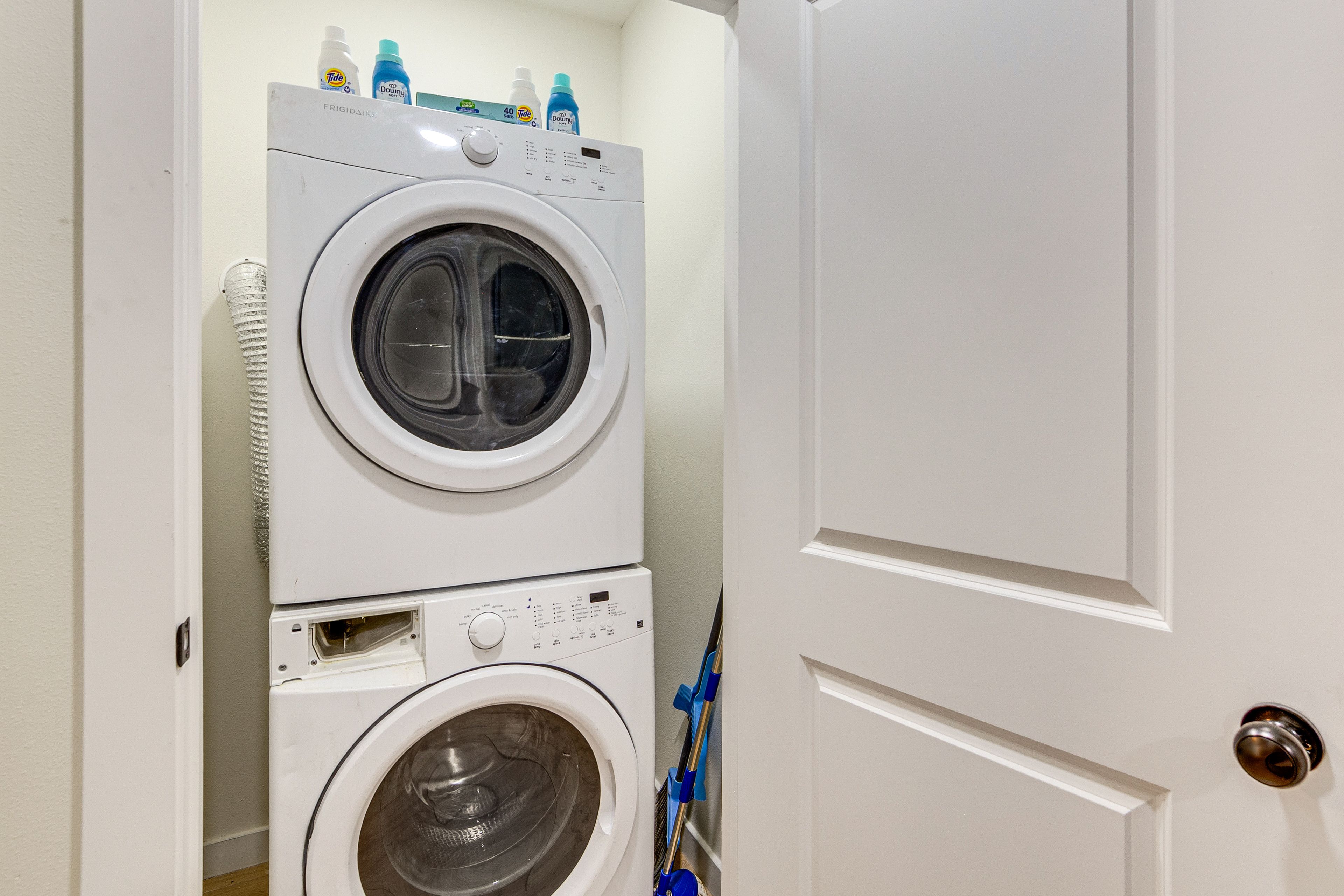 Washer & Dryer