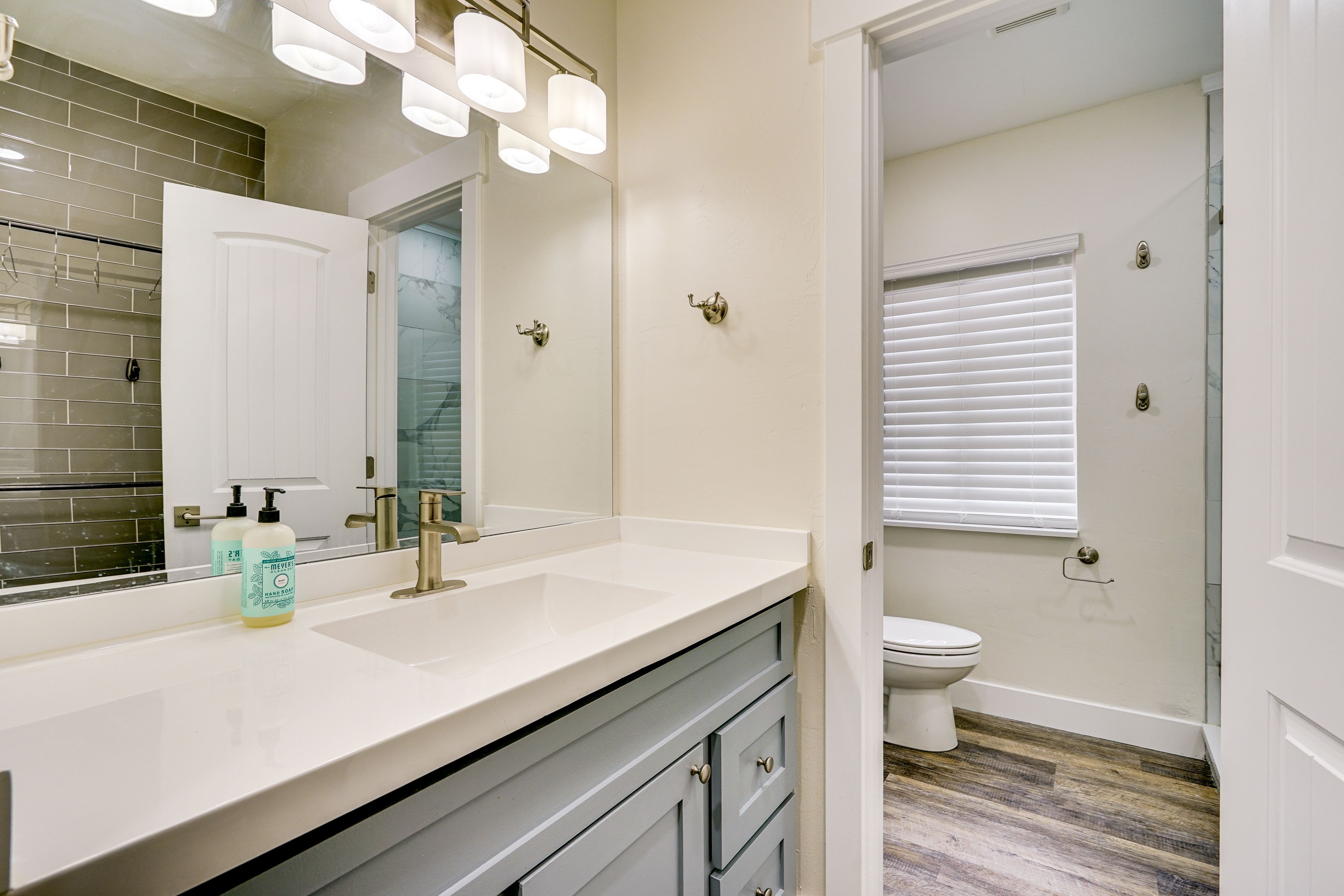 Full Bath | Towels | Hair Dryer