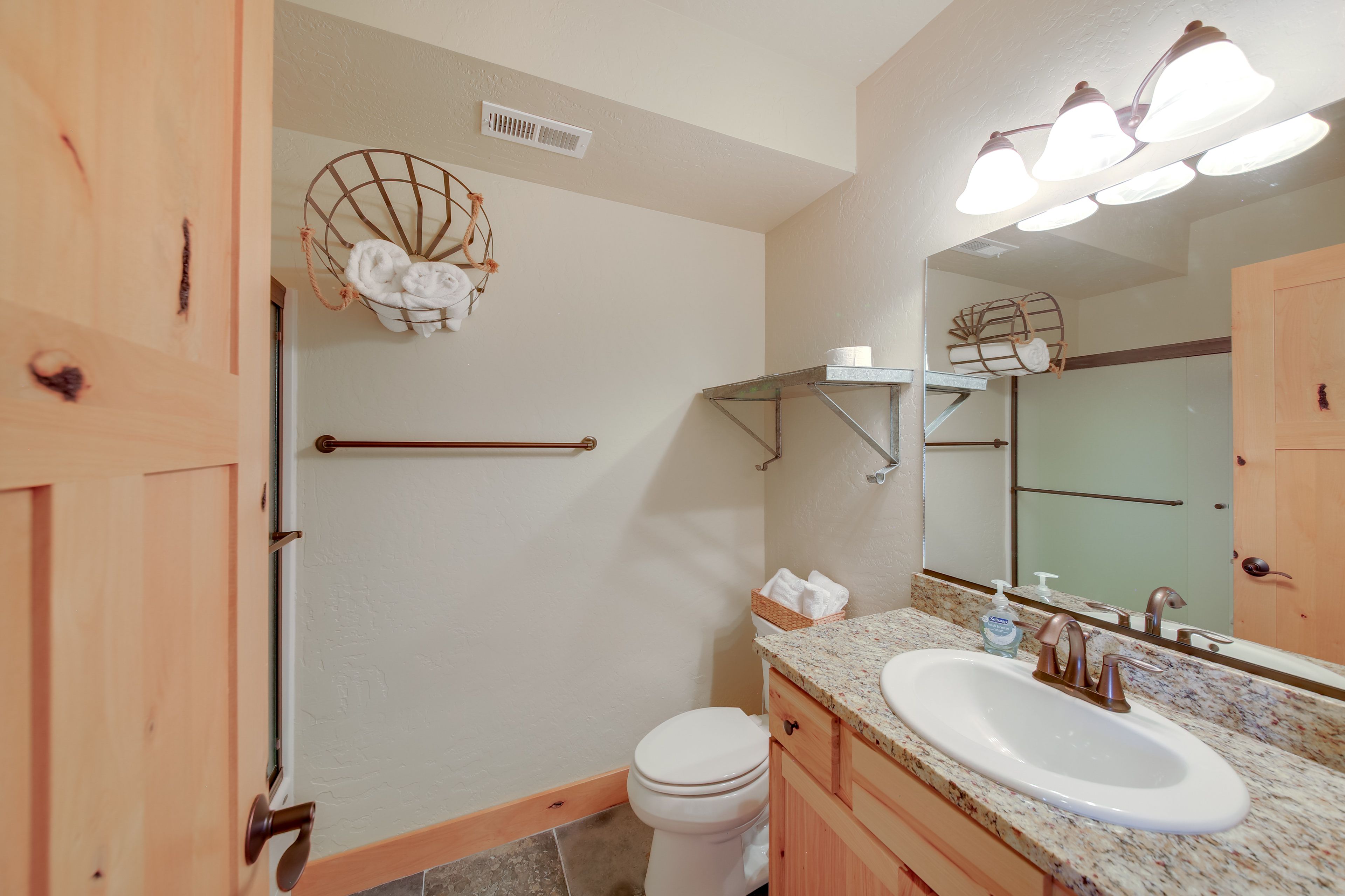 Bathroom | Basement Level
