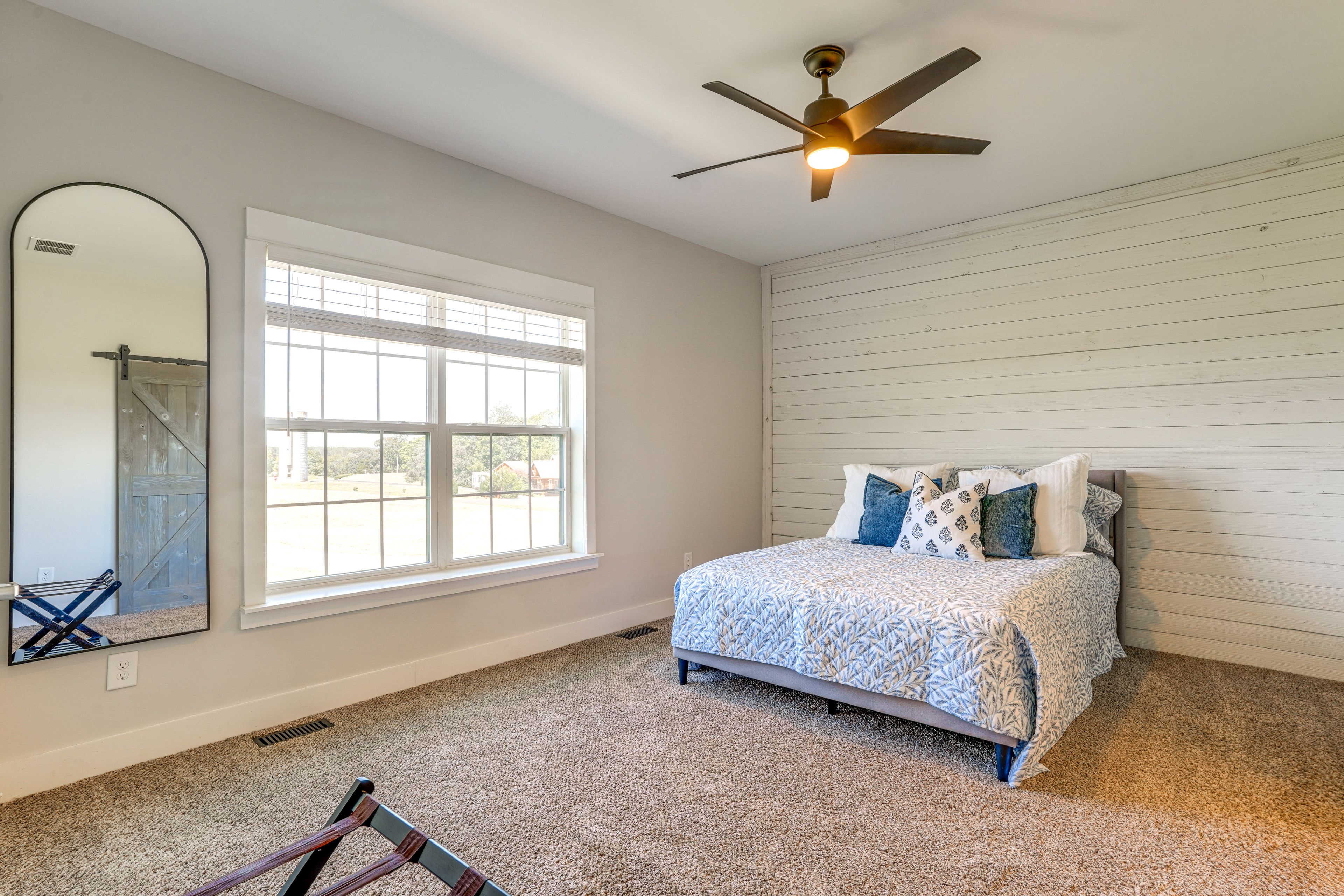 Bedroom 2 | Queen Bed | 1st Floor