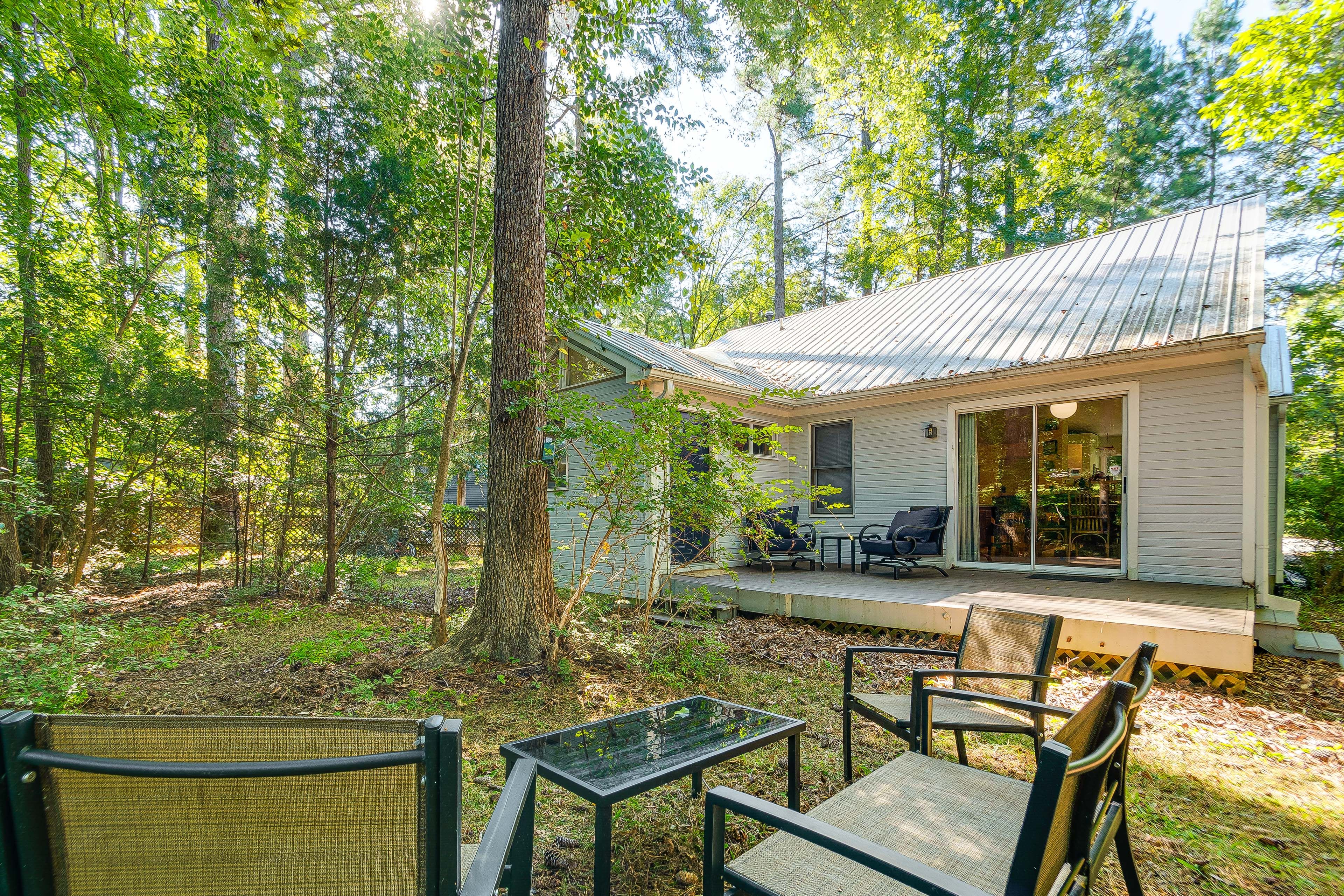 Home Exterior | Outdoor Seating