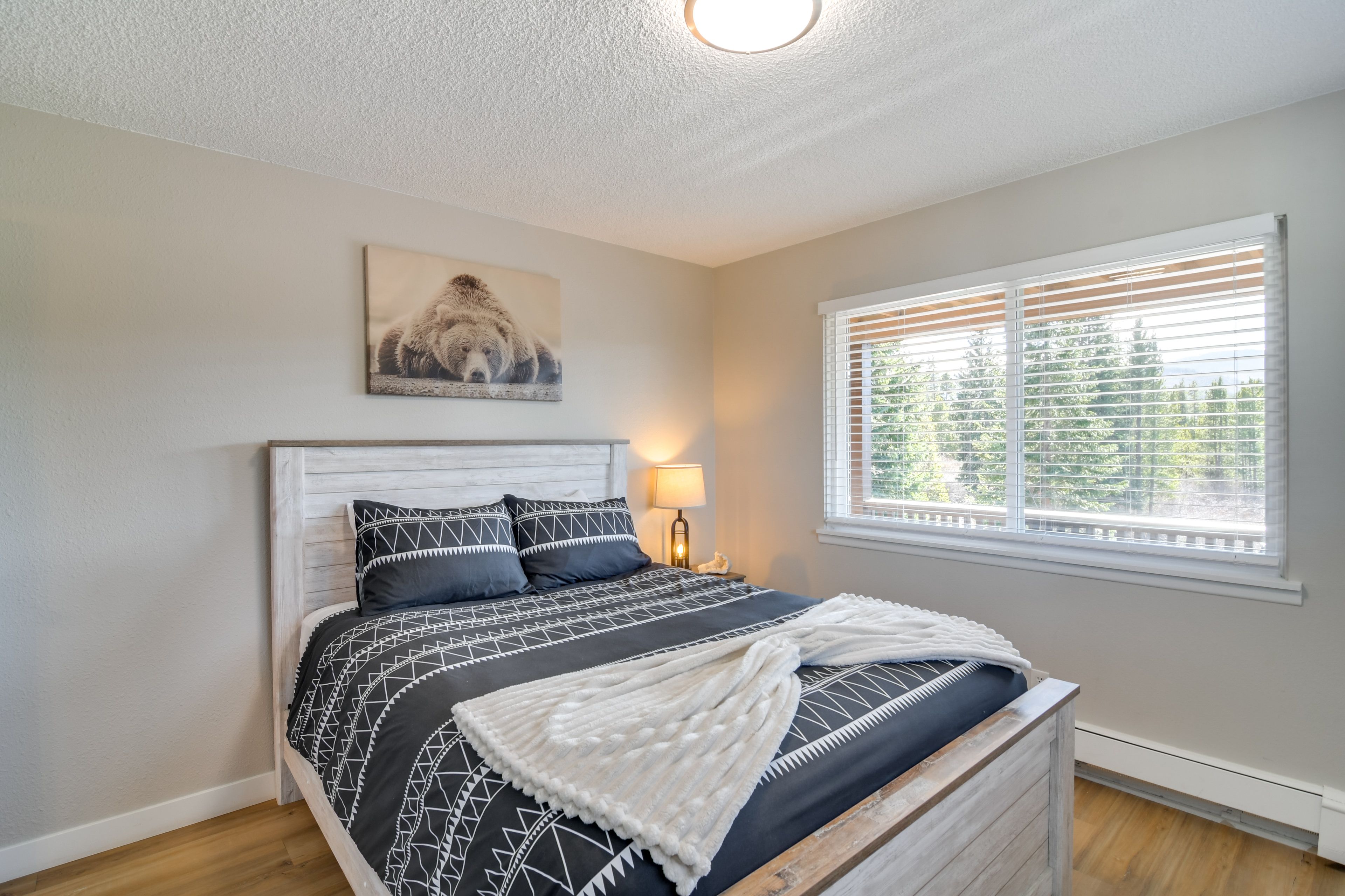 Bedroom 1 | Queen Bed | Linens Provided