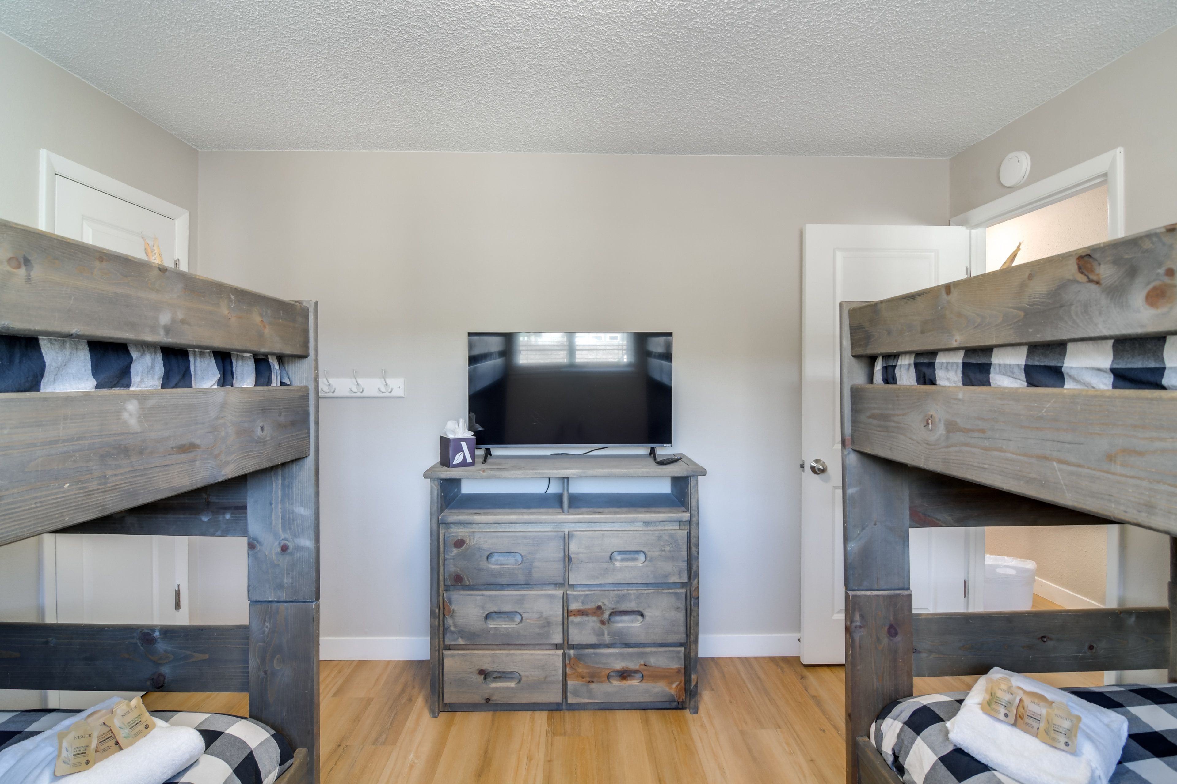 Bedroom 3 | 2 Twin Bunk Beds