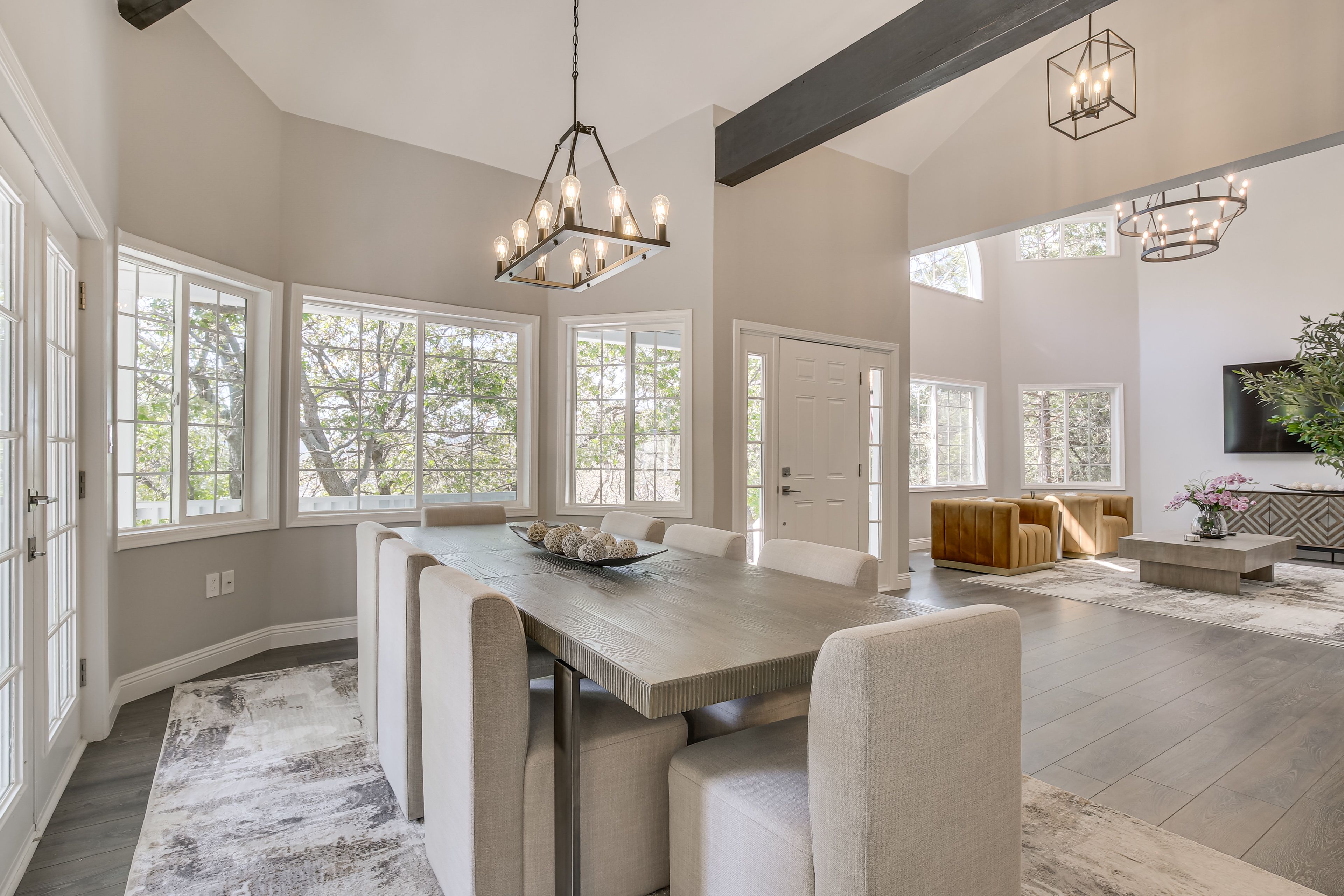 Dining Area | Dishware & Flatware | Main Level
