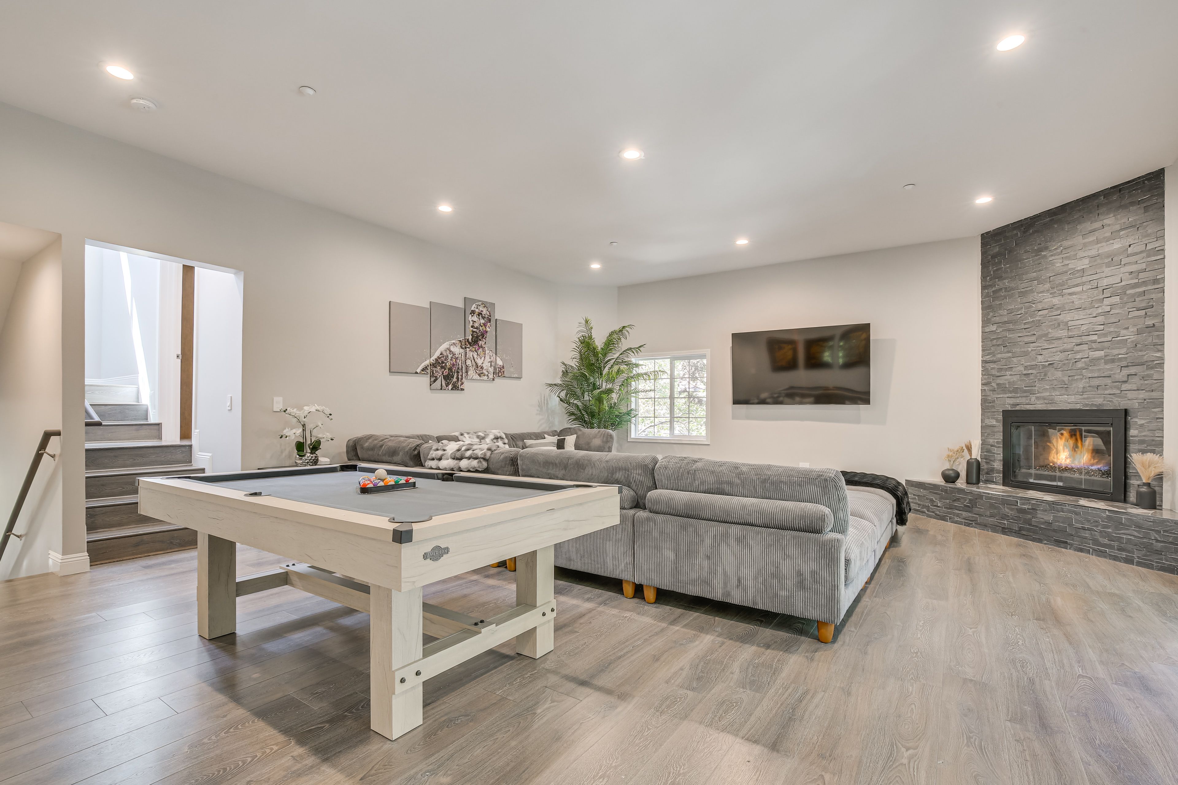 Lounge Space | Pool Table | Smart TVs | Board Games