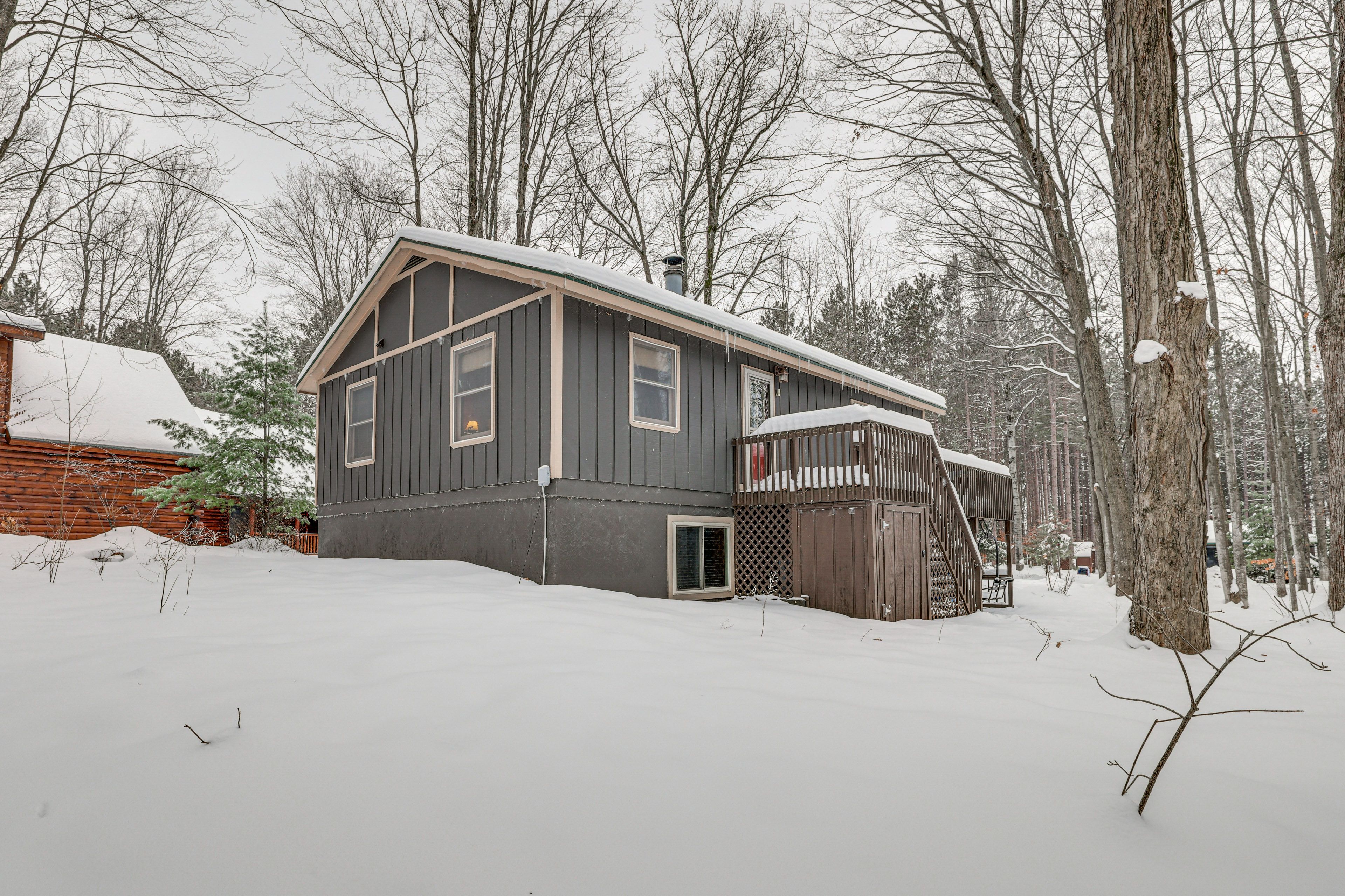 Parking | Driveway (4 Vehicles)