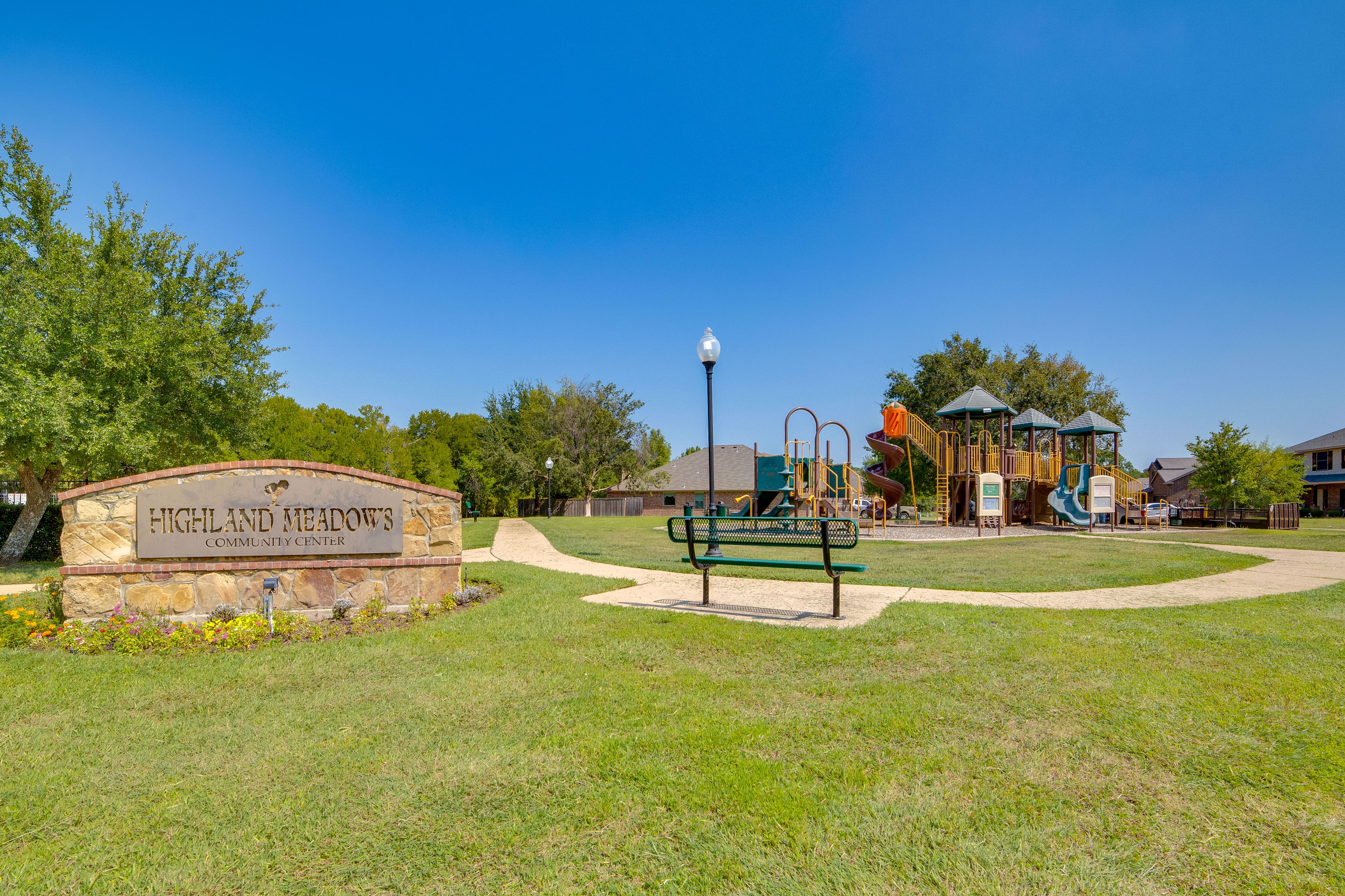 Neighborhood Amenities | Outdoor Pool | Playground | Picnic Area