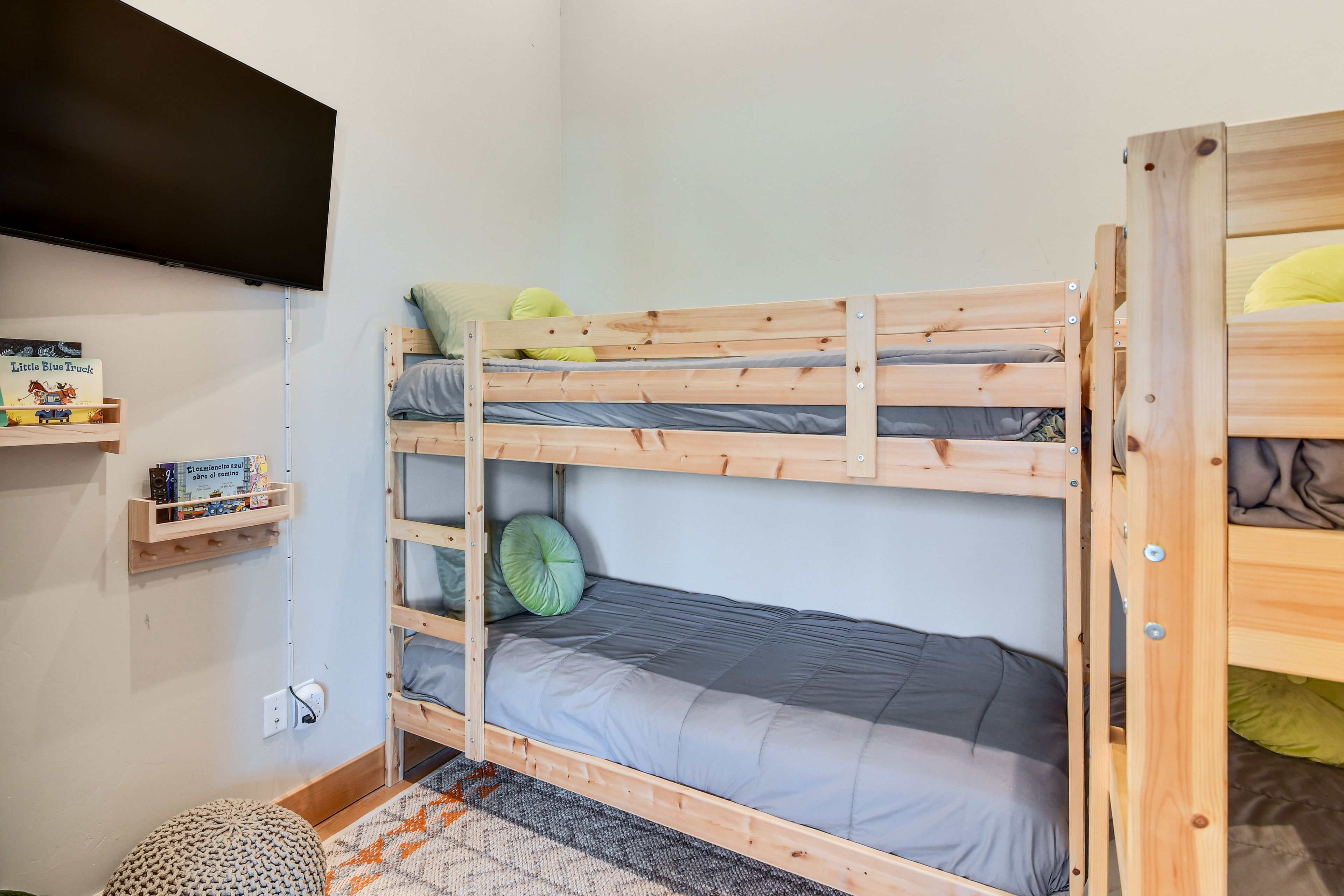 Bedroom 4 | 2 Twin Bunk Beds | Smart TV