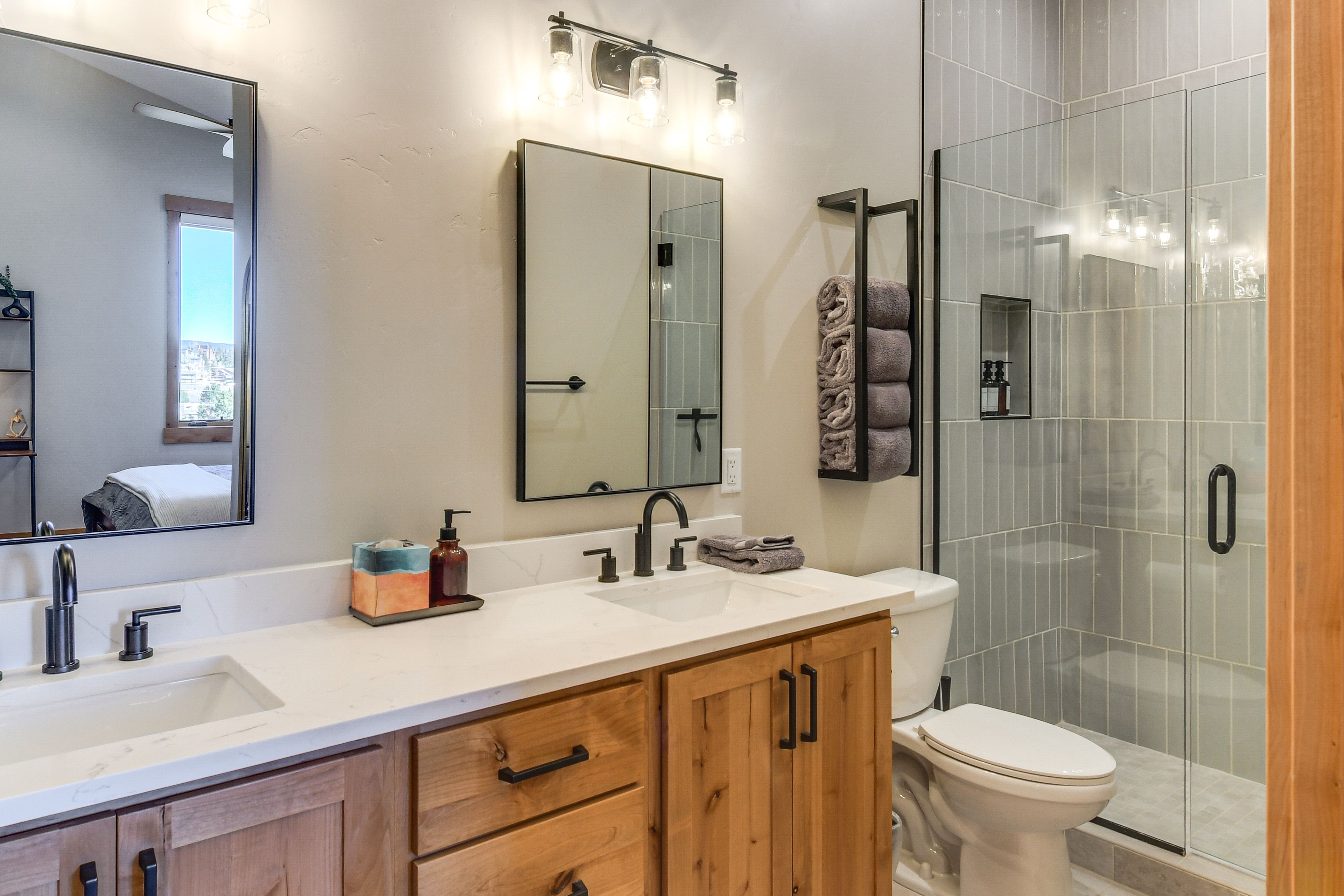 En-Suite Bathroom | Towels Provided