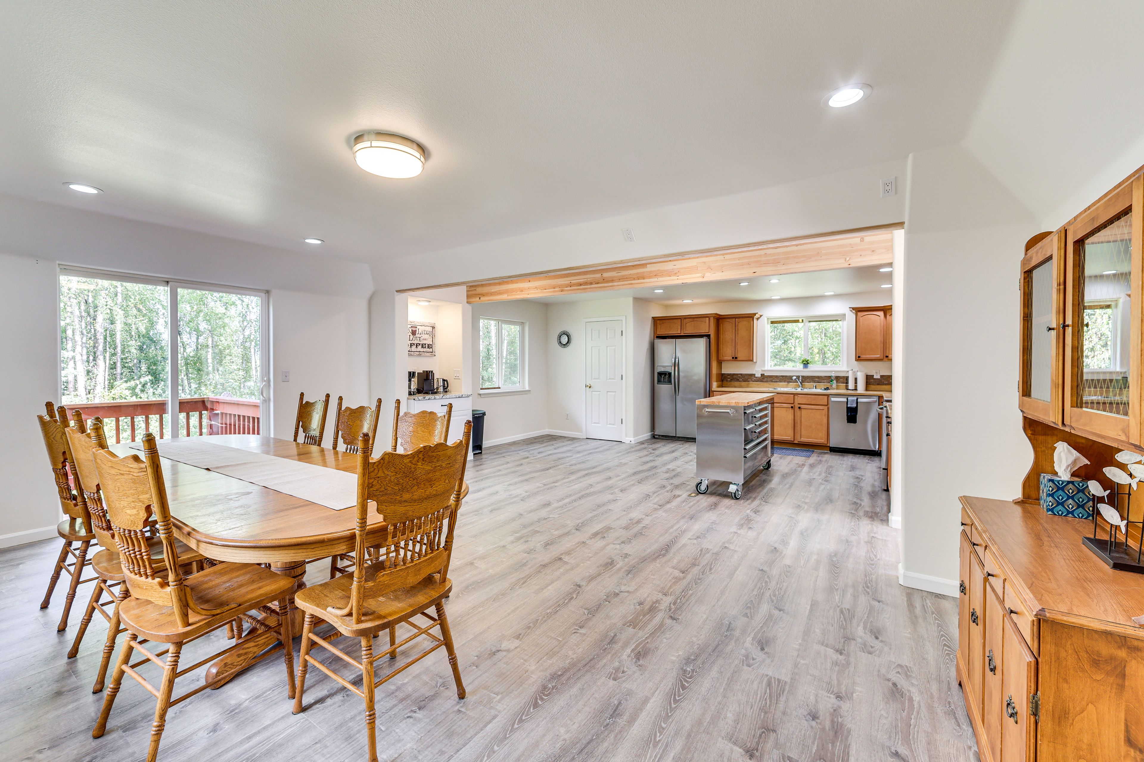 Dining Area | Dishware & Flatware | Main Level