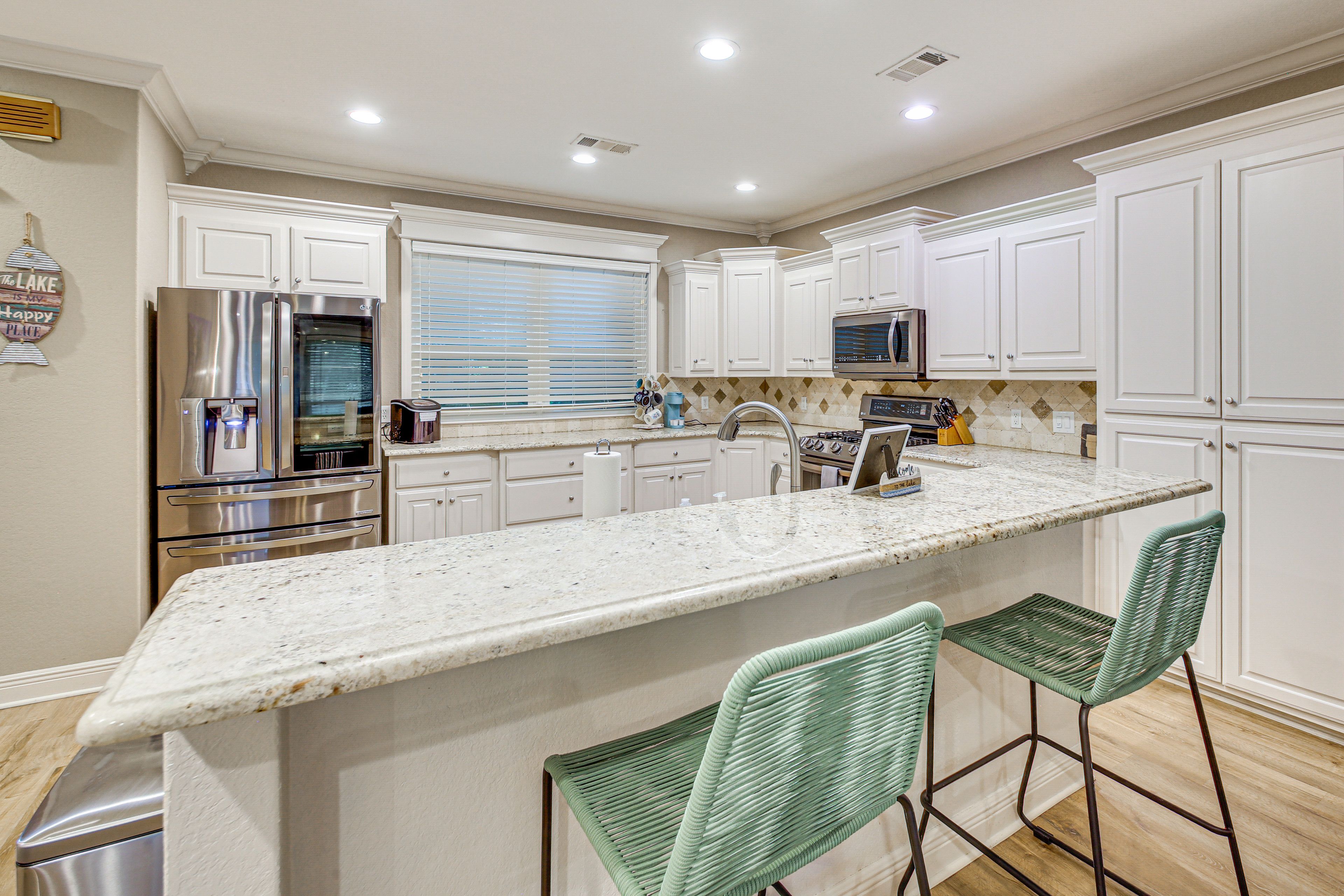 Kitchen | Dishwasher | 1st Floor